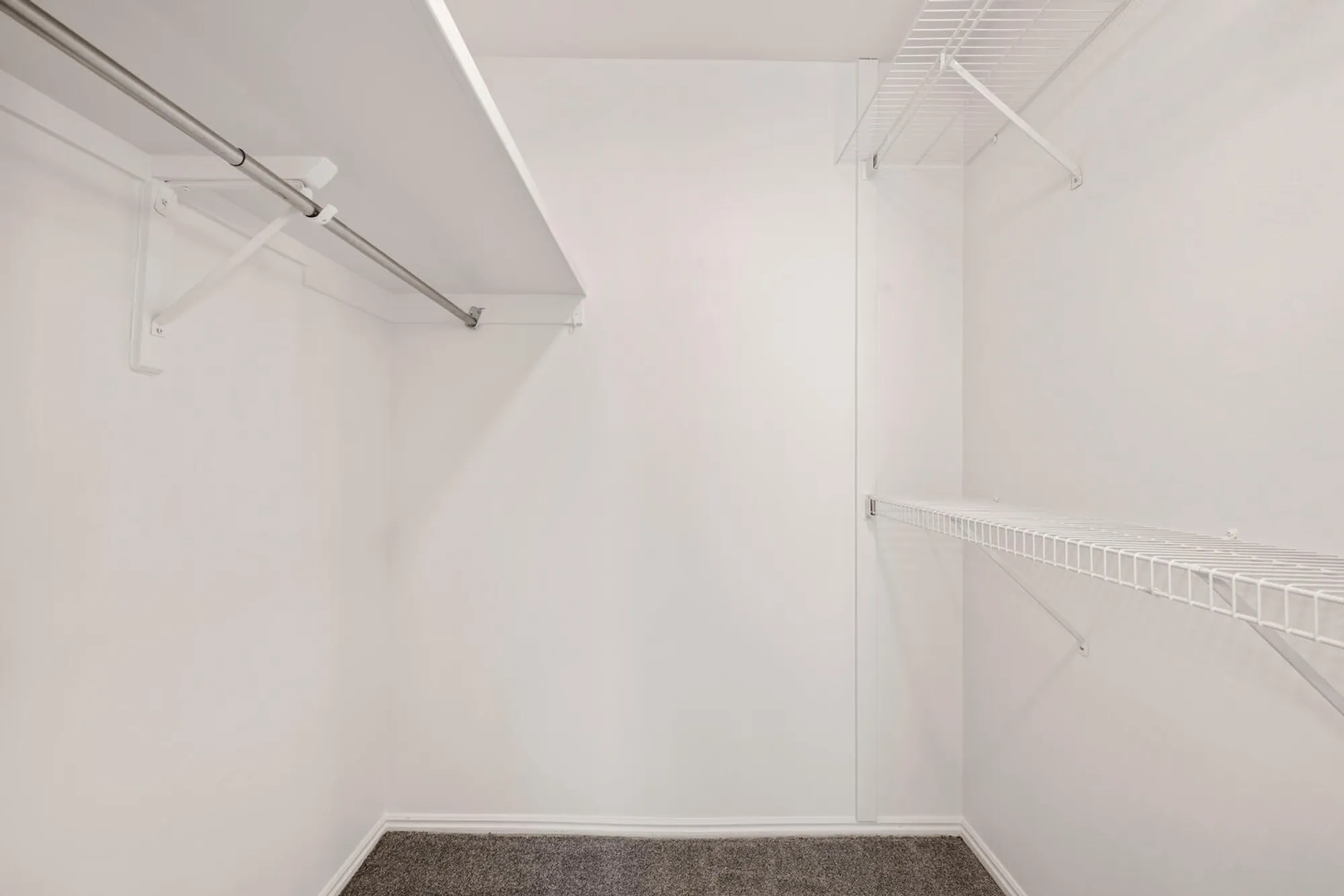 Property Slideshow image 14 of 29 | 210 n mall dr apt 56, St George, UT, 84790