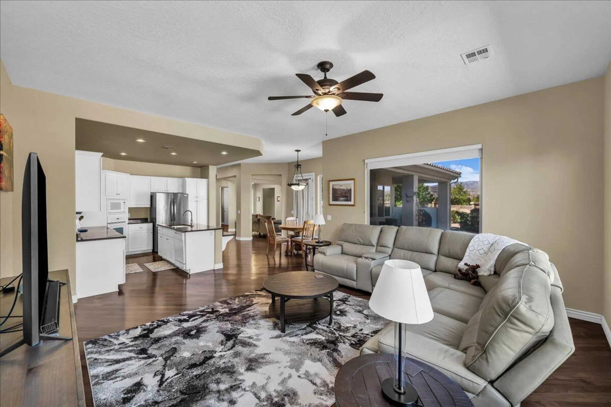Property Slideshow image 5 of 26 | 2034 w sunstar cir, St George, UT, 84790
