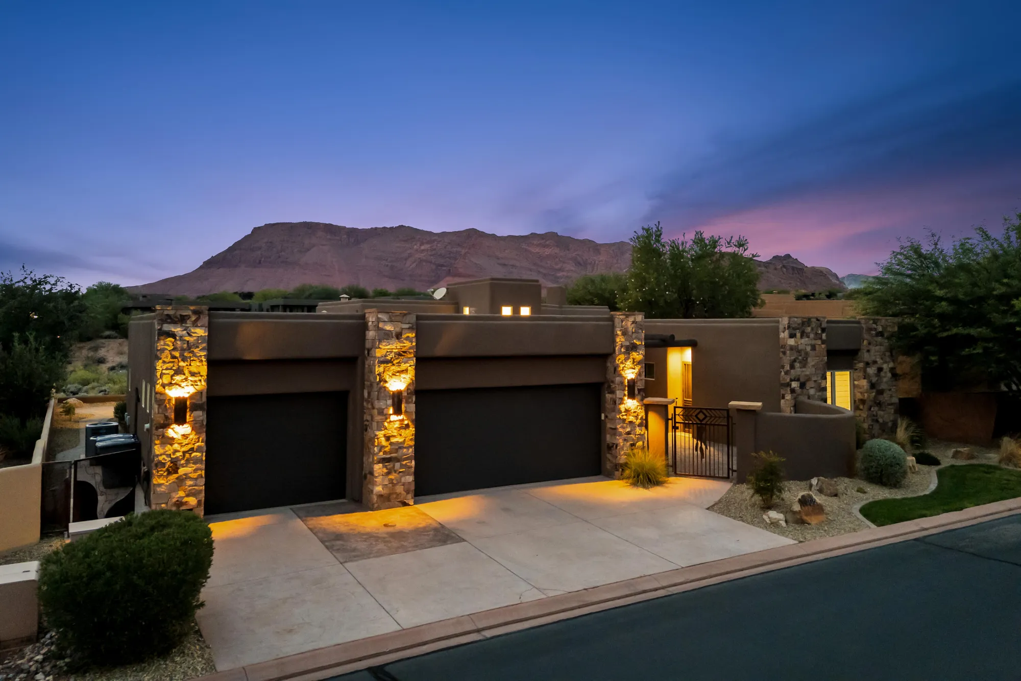 Property Slideshow image 1 of 27 | 3052 n snow canyon pkwy 105, St George, UT, 84770