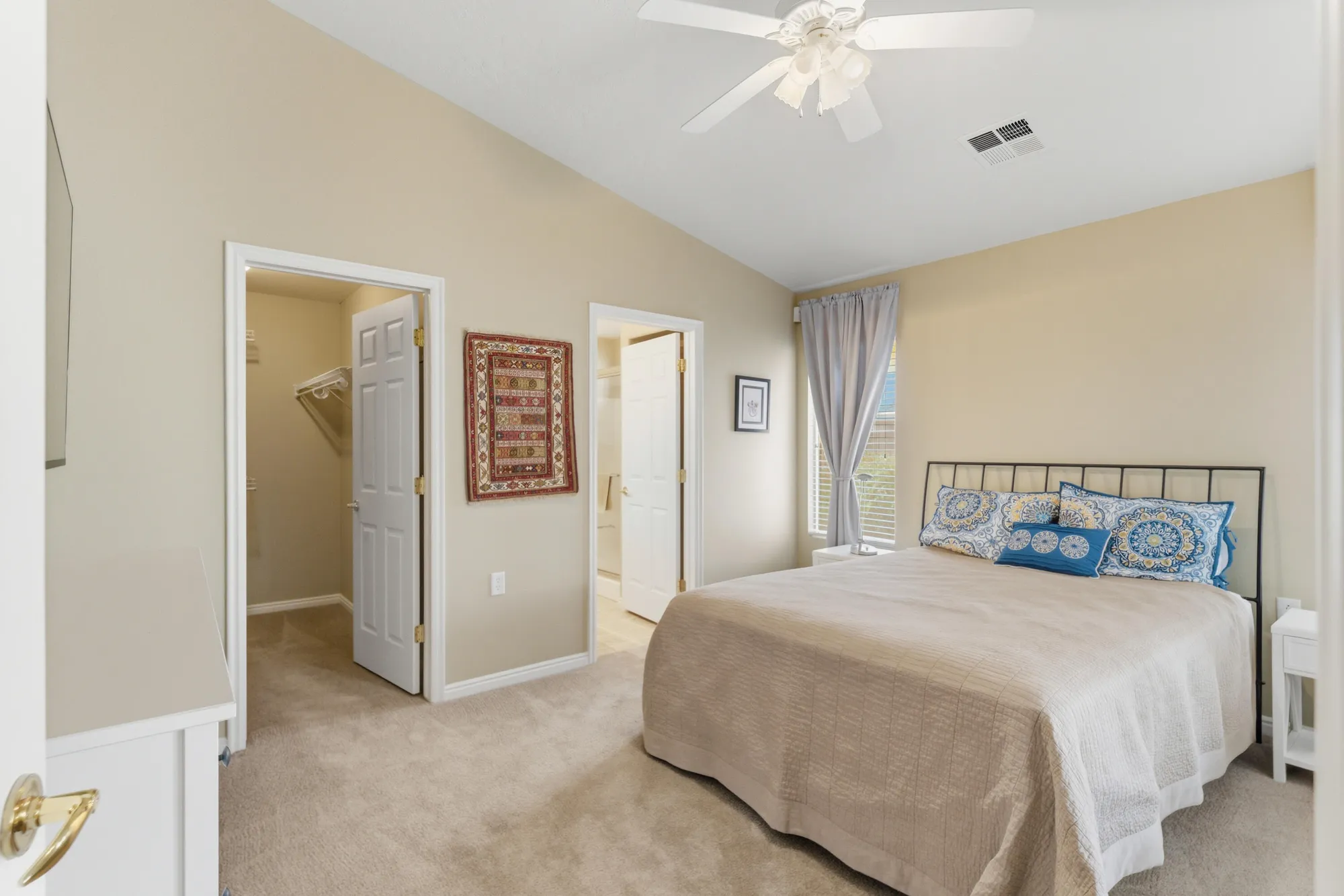 Property Slideshow image 8 of 15 | 4532 cold river dr, St George, UT, 84790