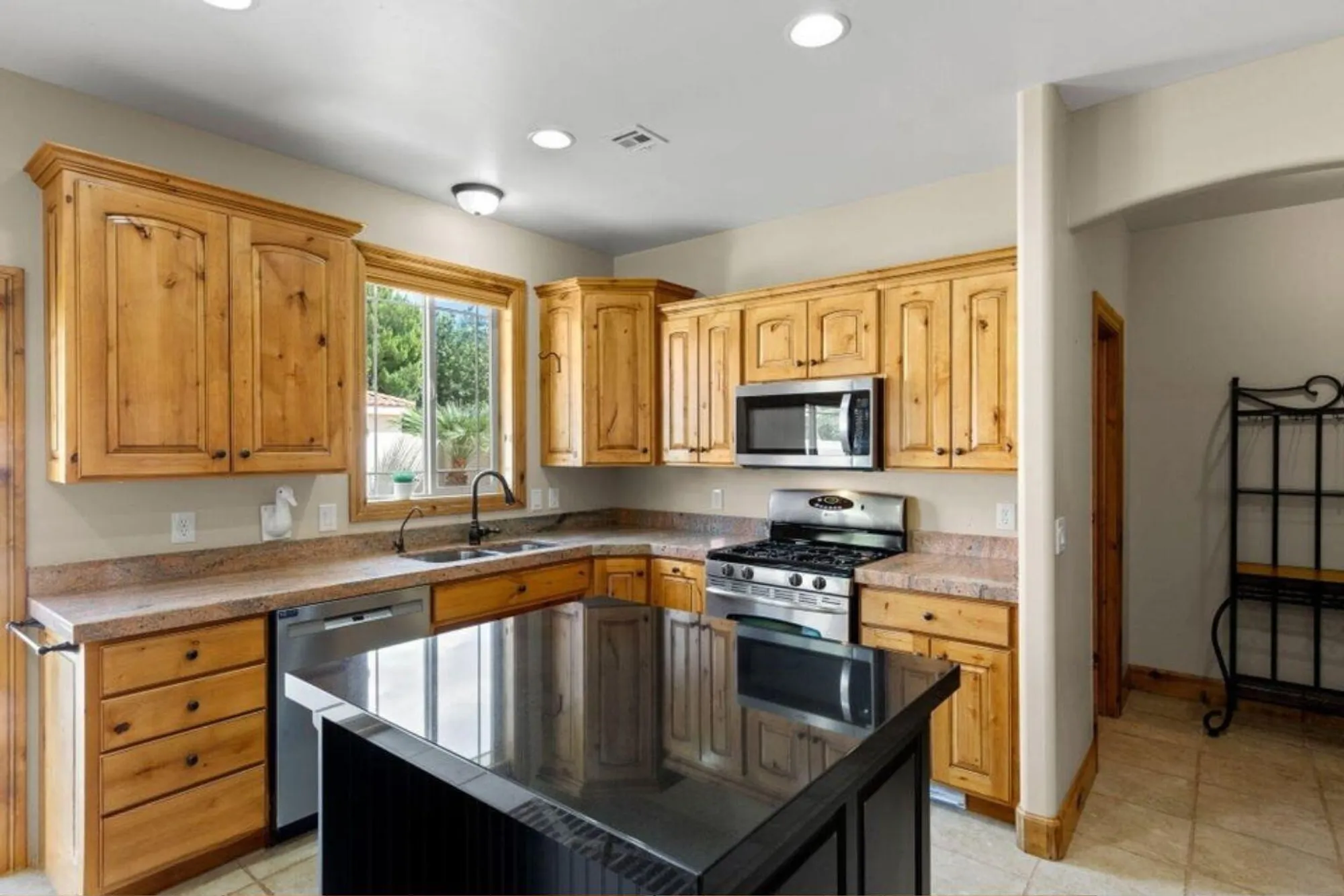 Property Slideshow image 9 of 25 | 1165 w indian hills dr unit 251, St George, UT, 84770