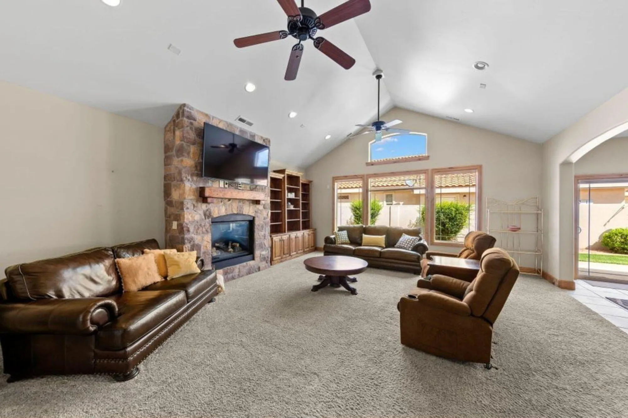 Property Slideshow image 5 of 25 | 1165 w indian hills dr unit 251, St George, UT, 84770