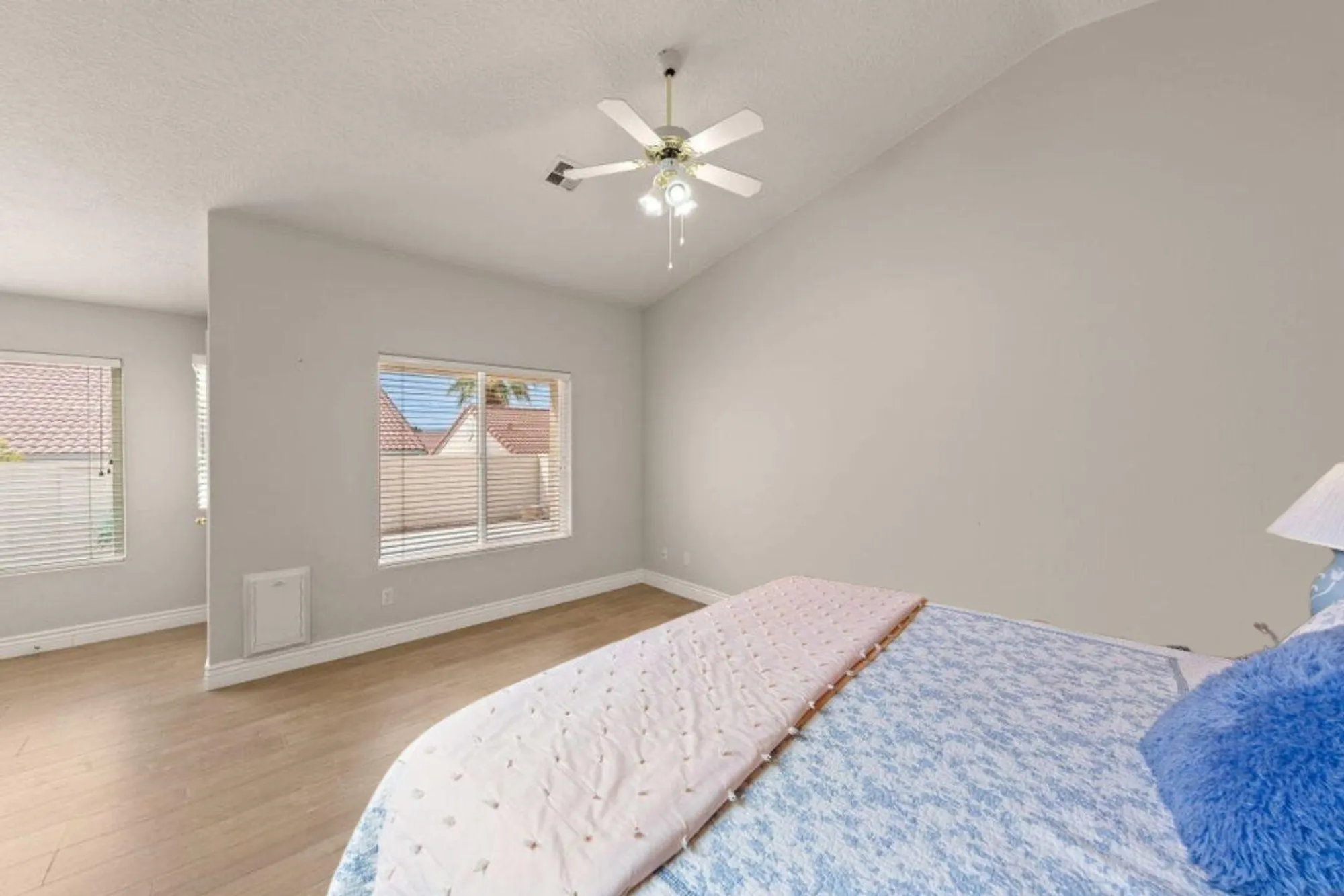 Property Slideshow image 17 of 25 | 1165 w indian hills dr unit 251, St George, UT, 84770