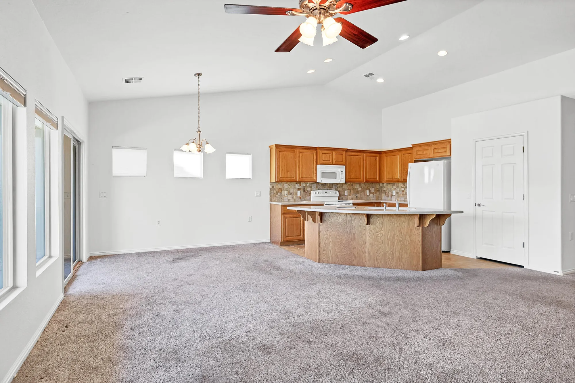 Property Slideshow image 7 of 25 | 1394 w forest hill dr, St George, UT, 84790