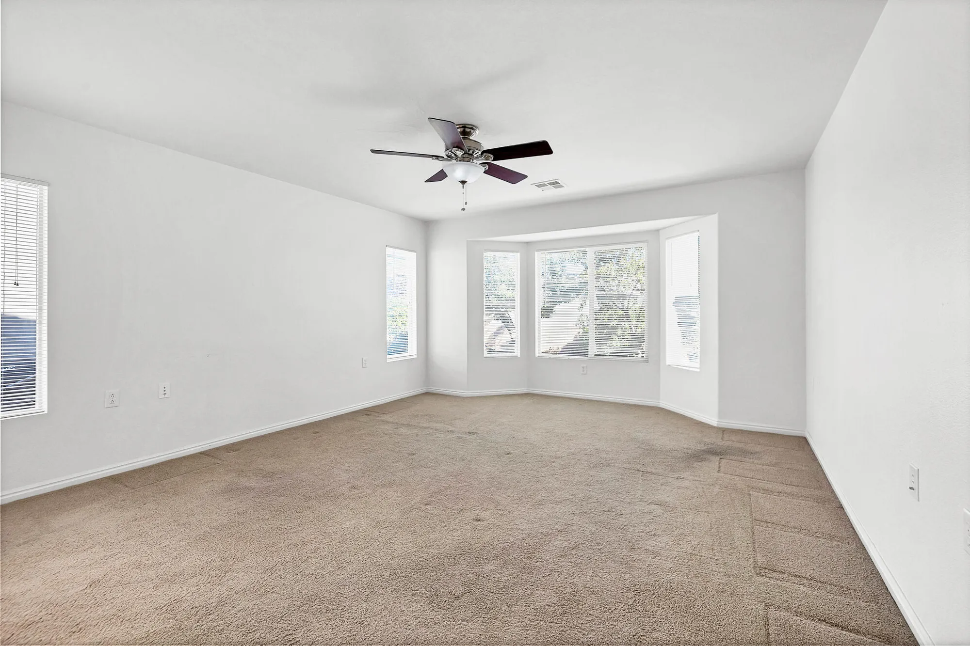 Property Slideshow image 10 of 25 | 1394 w forest hill dr, St George, UT, 84790