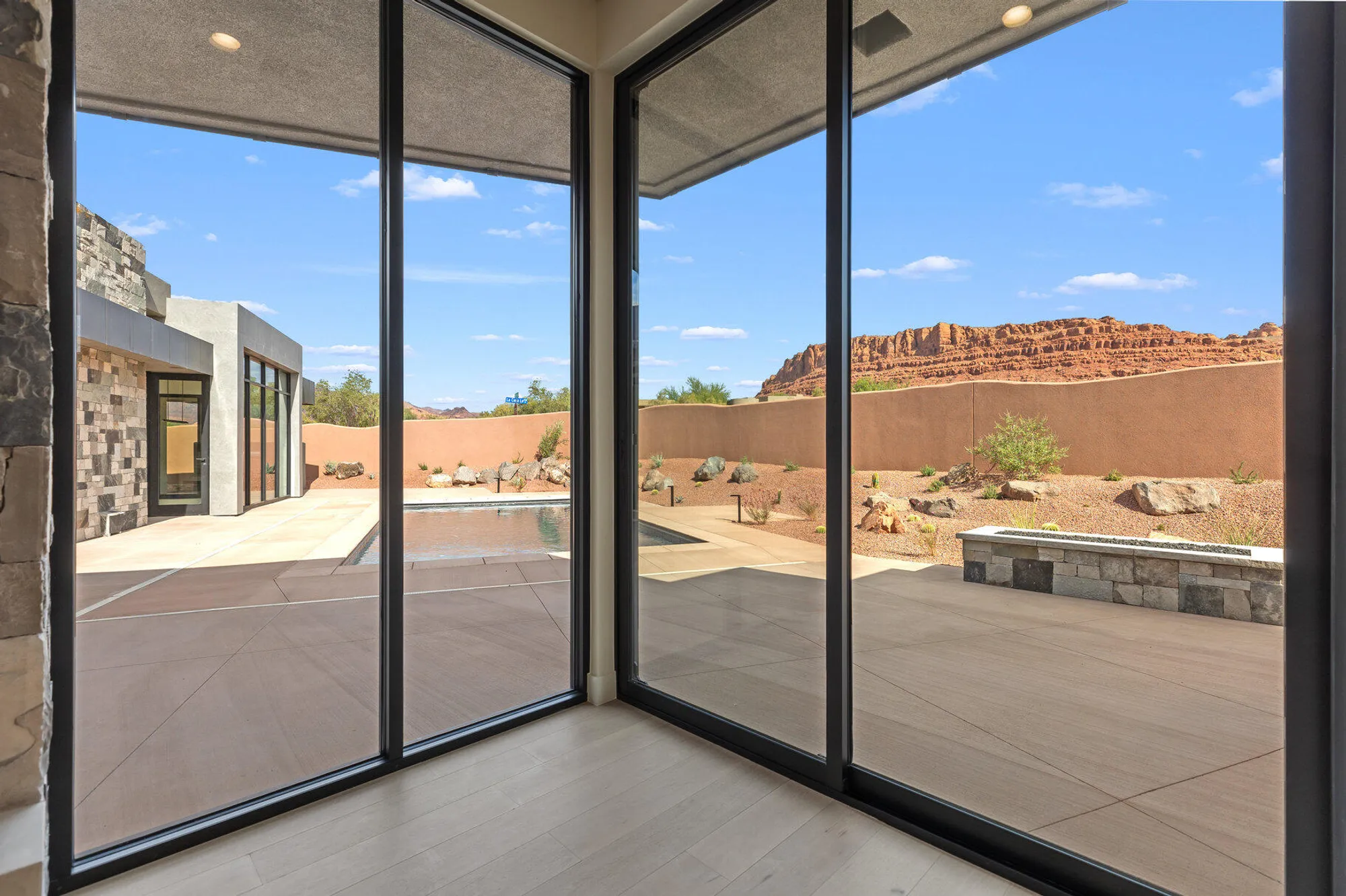 Property Slideshow image 4 of 20 | 2498 n la casa cir, St George, UT, 84770