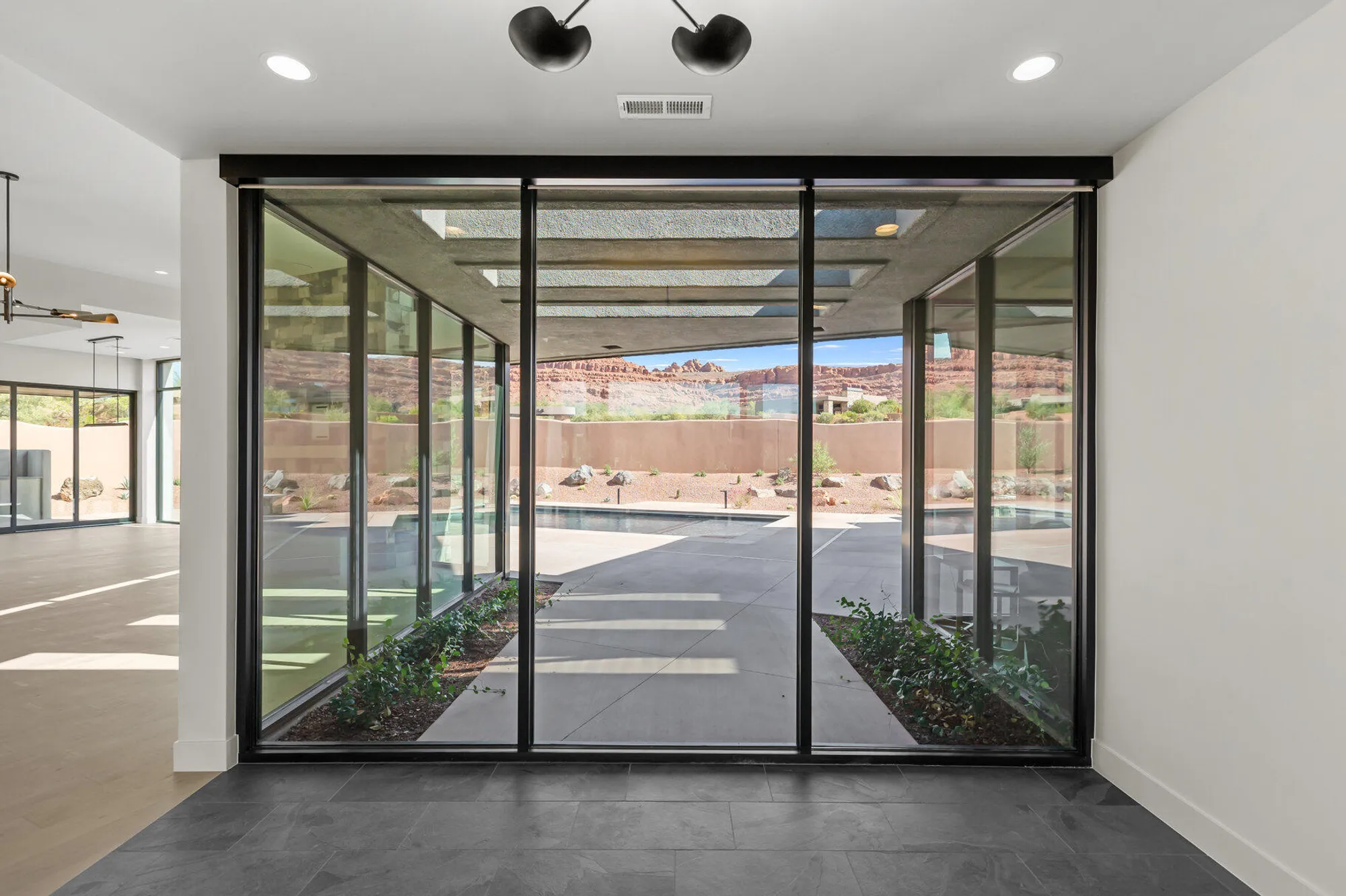 Property Slideshow image 9 of 20 | 2498 n la casa cir, St George, UT, 84770