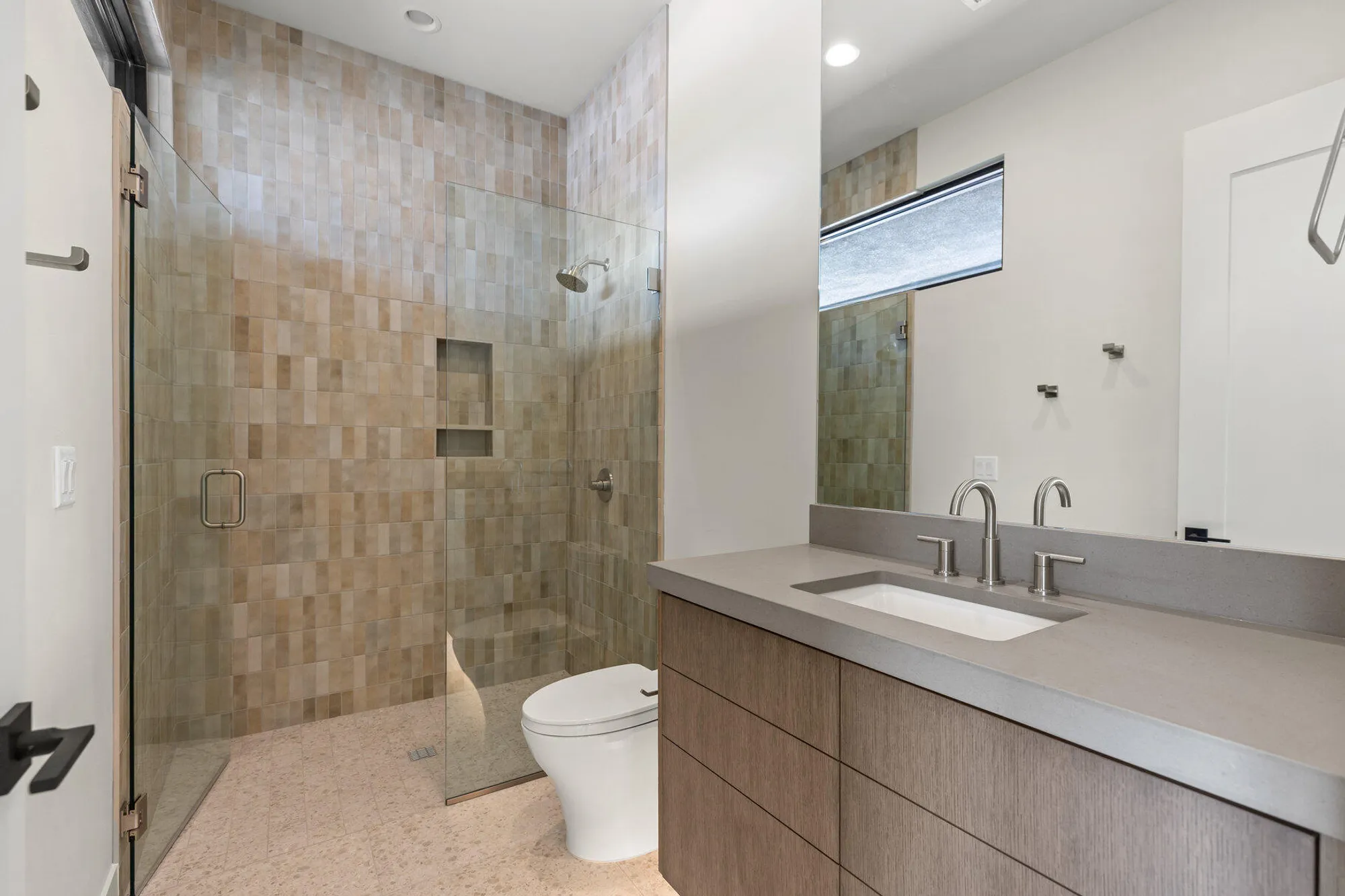 Property Slideshow image 14 of 20 | 2498 n la casa cir, St George, UT, 84770