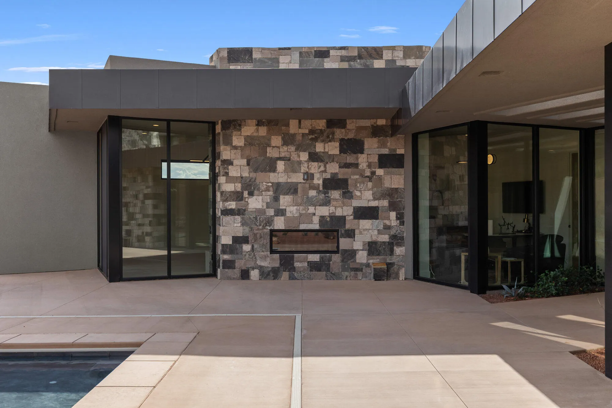 Property Slideshow image 18 of 20 | 2498 n la casa cir, St George, UT, 84770