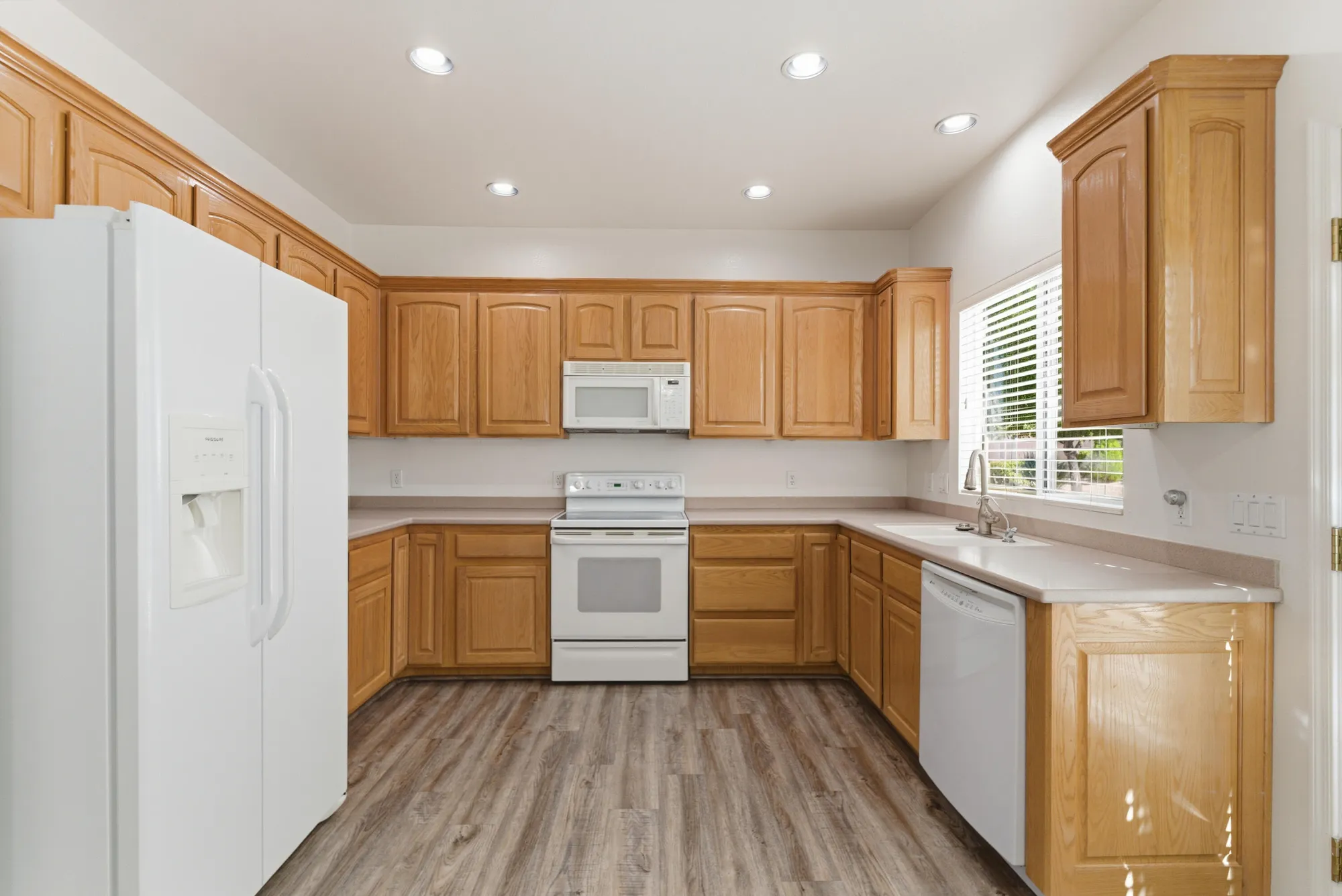 Property Slideshow image 8 of 20 | 4491 cold river dr, St George, UT, 84790