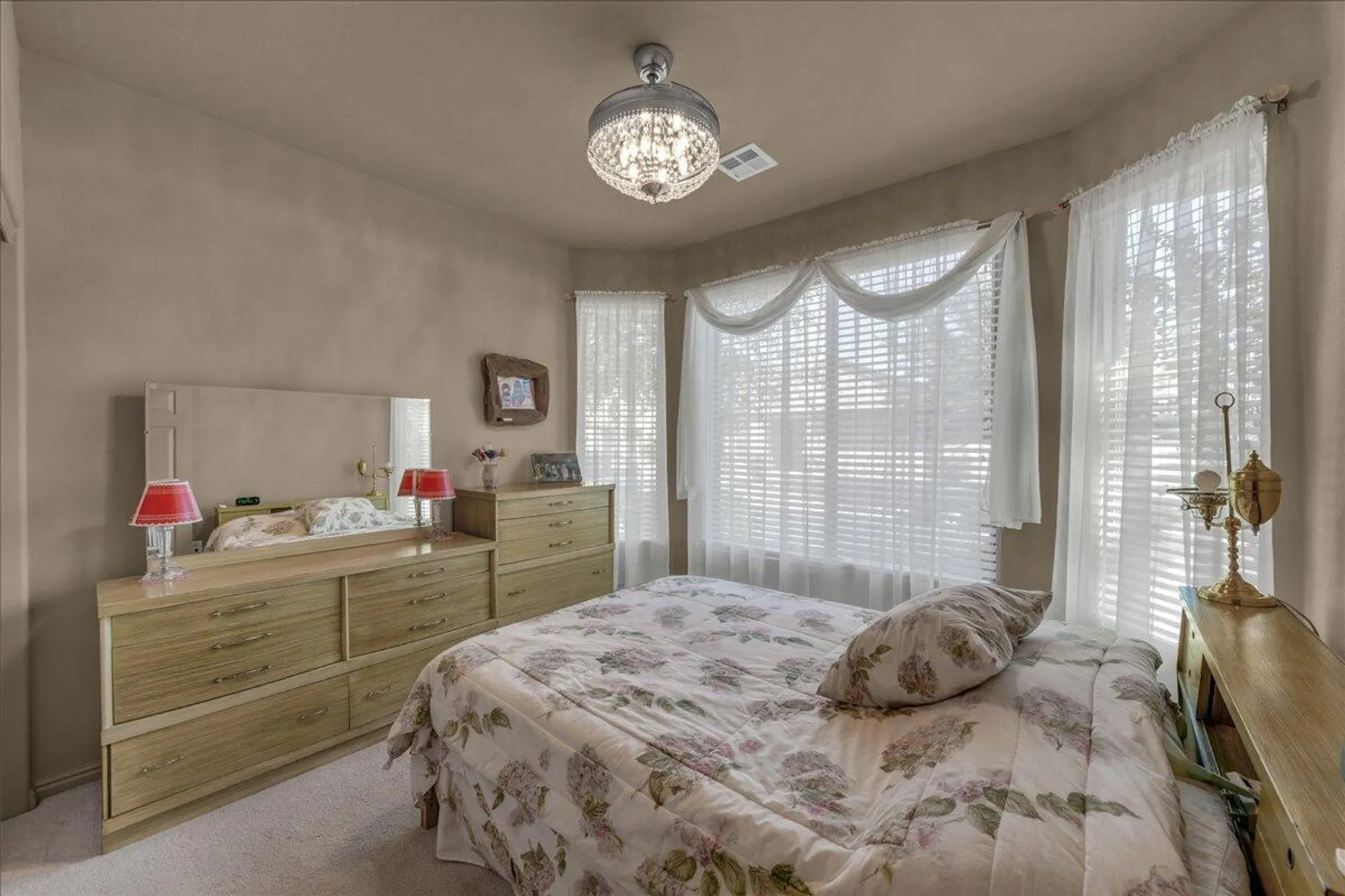 Property Slideshow image 7 of 16 | 4268 s ambassador dr, St George, UT, 84790