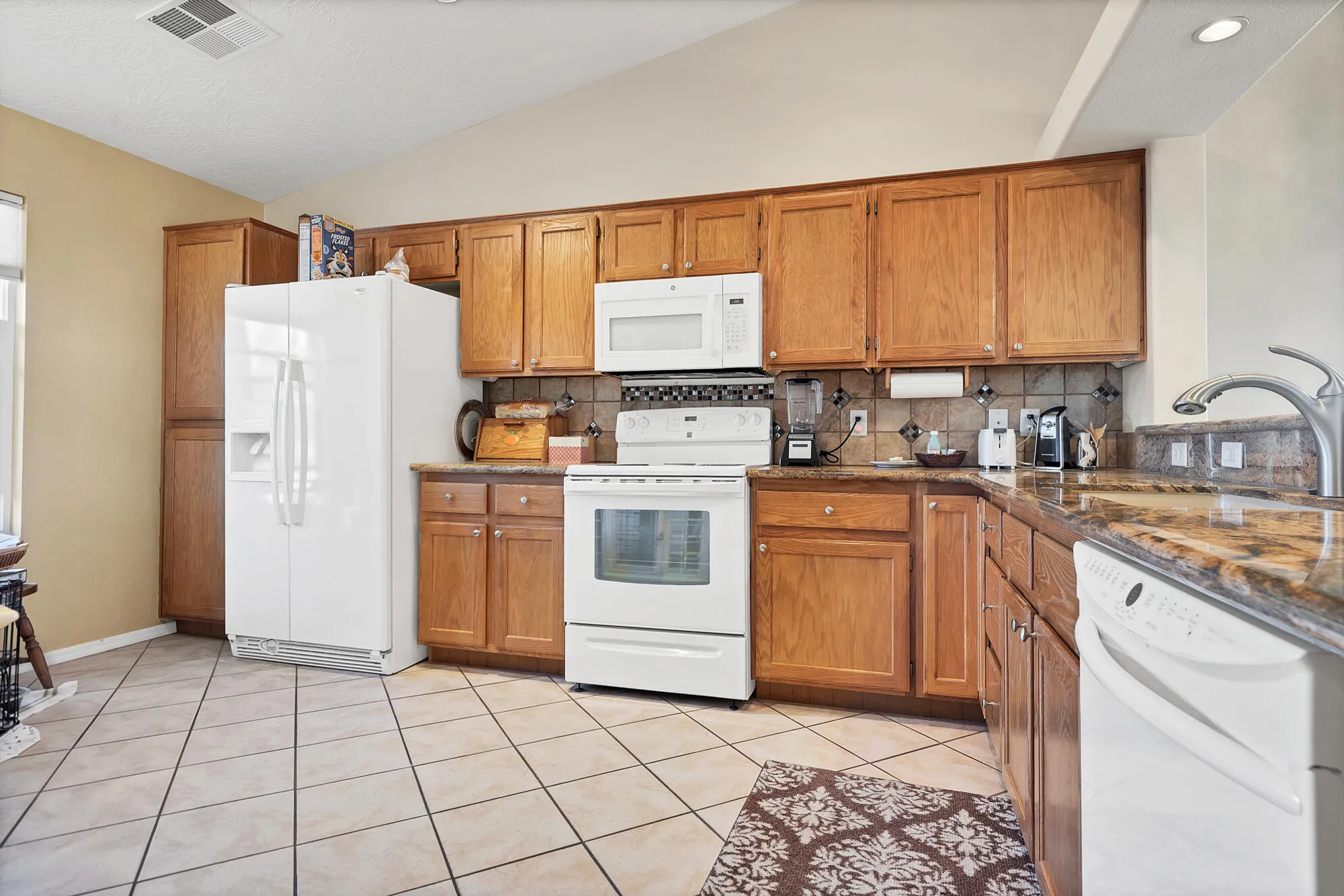 Property Slideshow image 5 of 16 | 1821 wide river dr, St George, UT, 84790