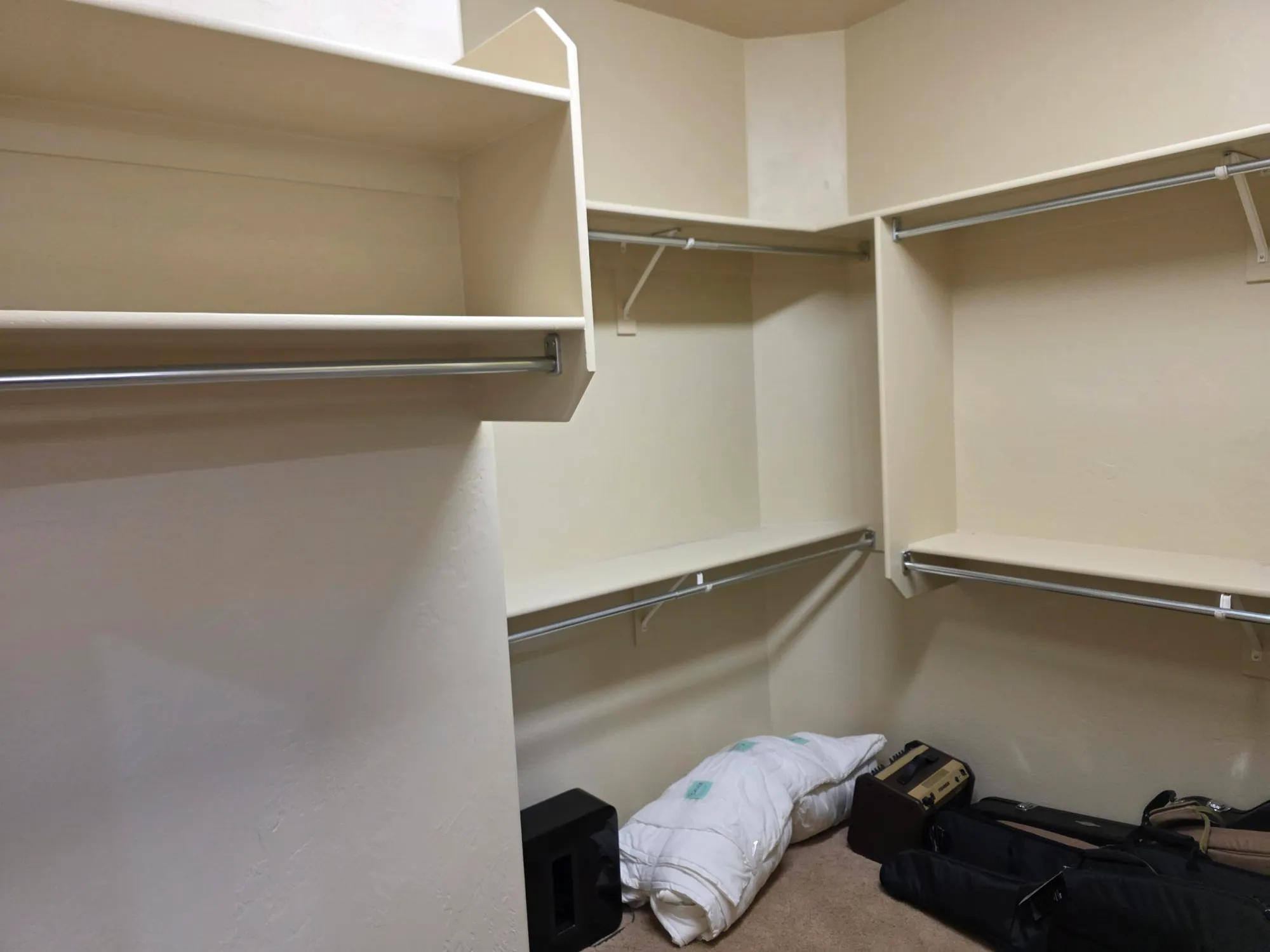 Property Slideshow image 11 of 22 | 1695 w garnet ridge dr, St George, UT, 84790