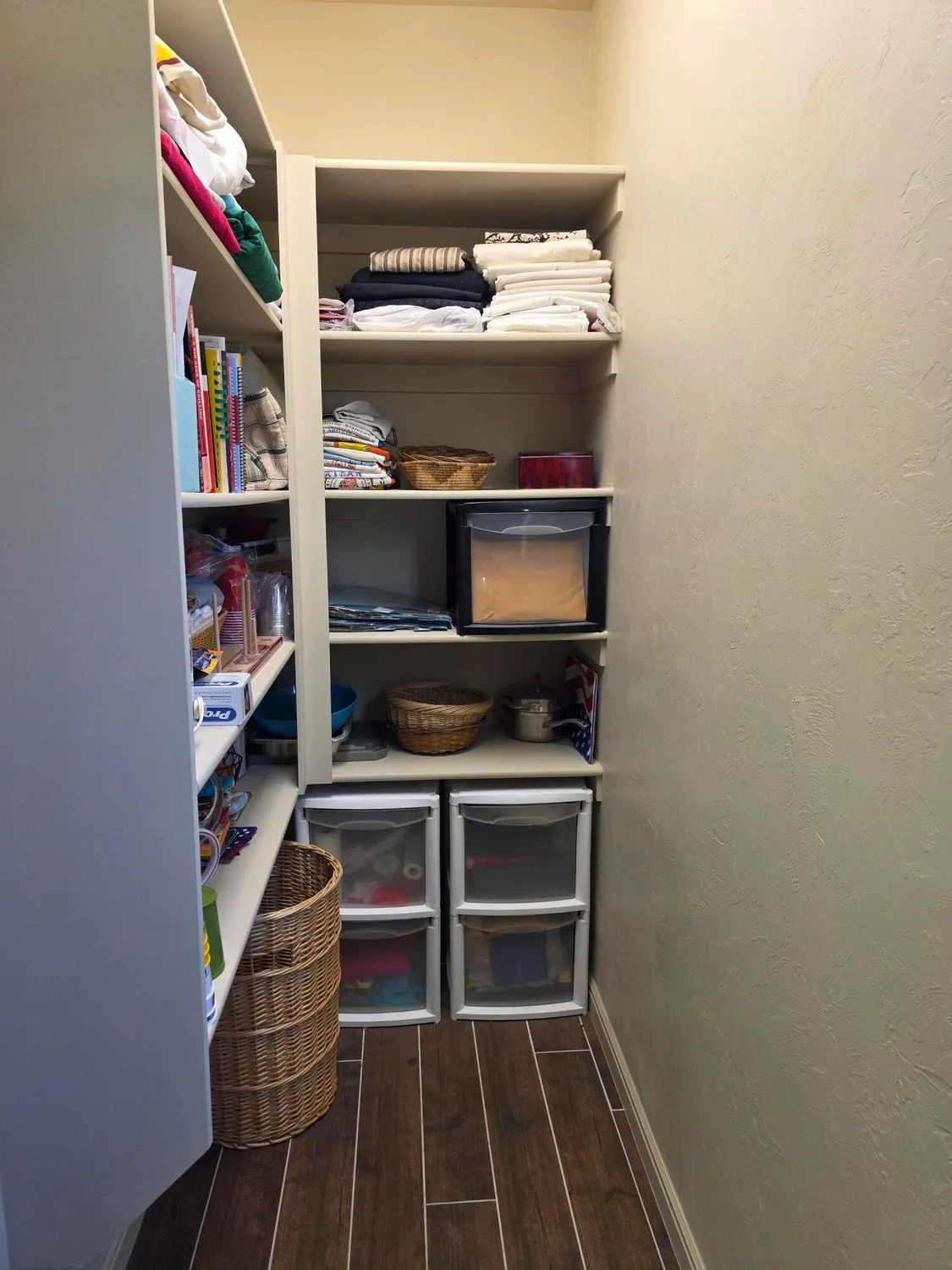 Property Slideshow image 17 of 22 | 1695 w garnet ridge dr, St George, UT, 84790