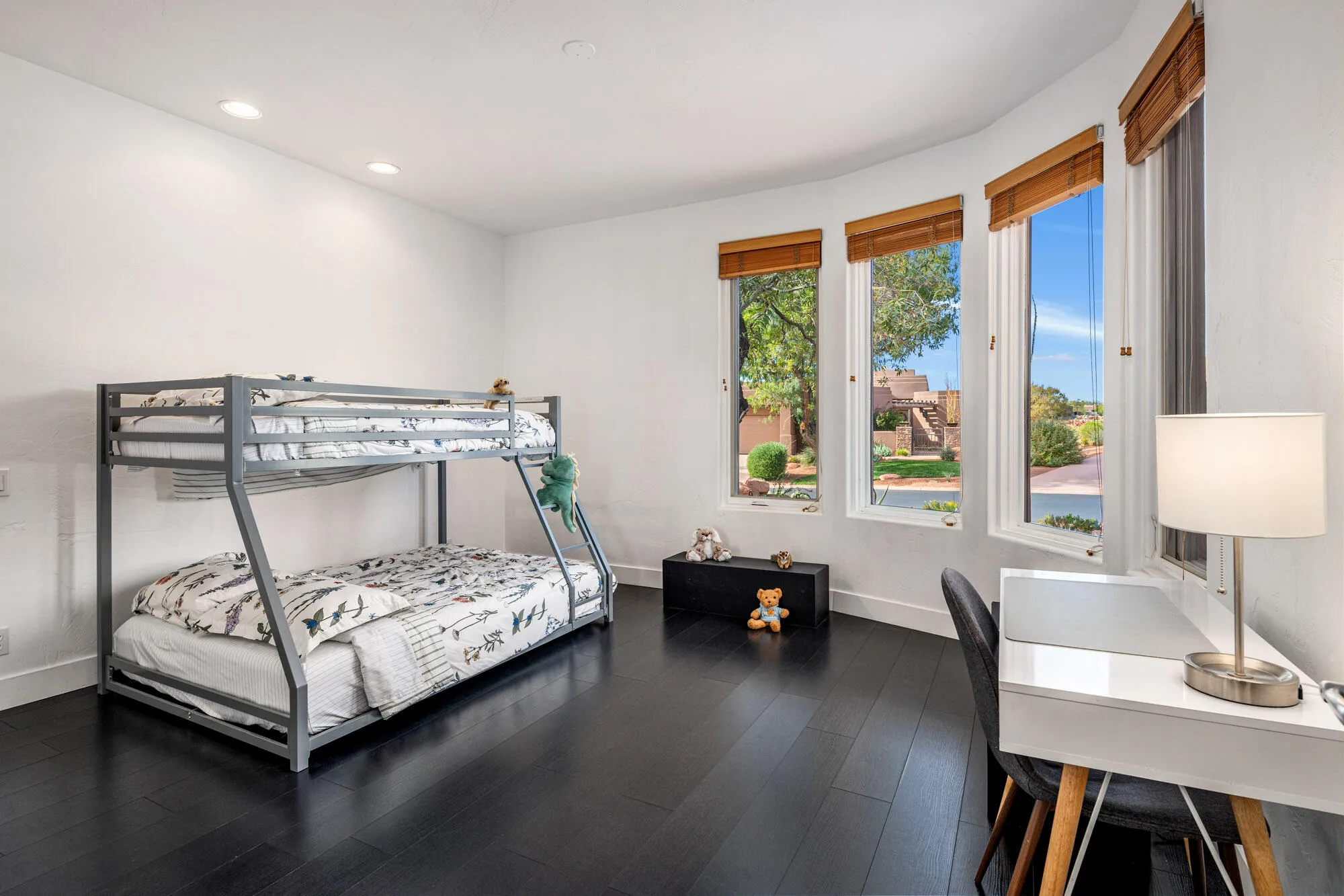 Property Slideshow image 15 of 44 | 2255 n tuweap dr 57, St George, UT, 84770