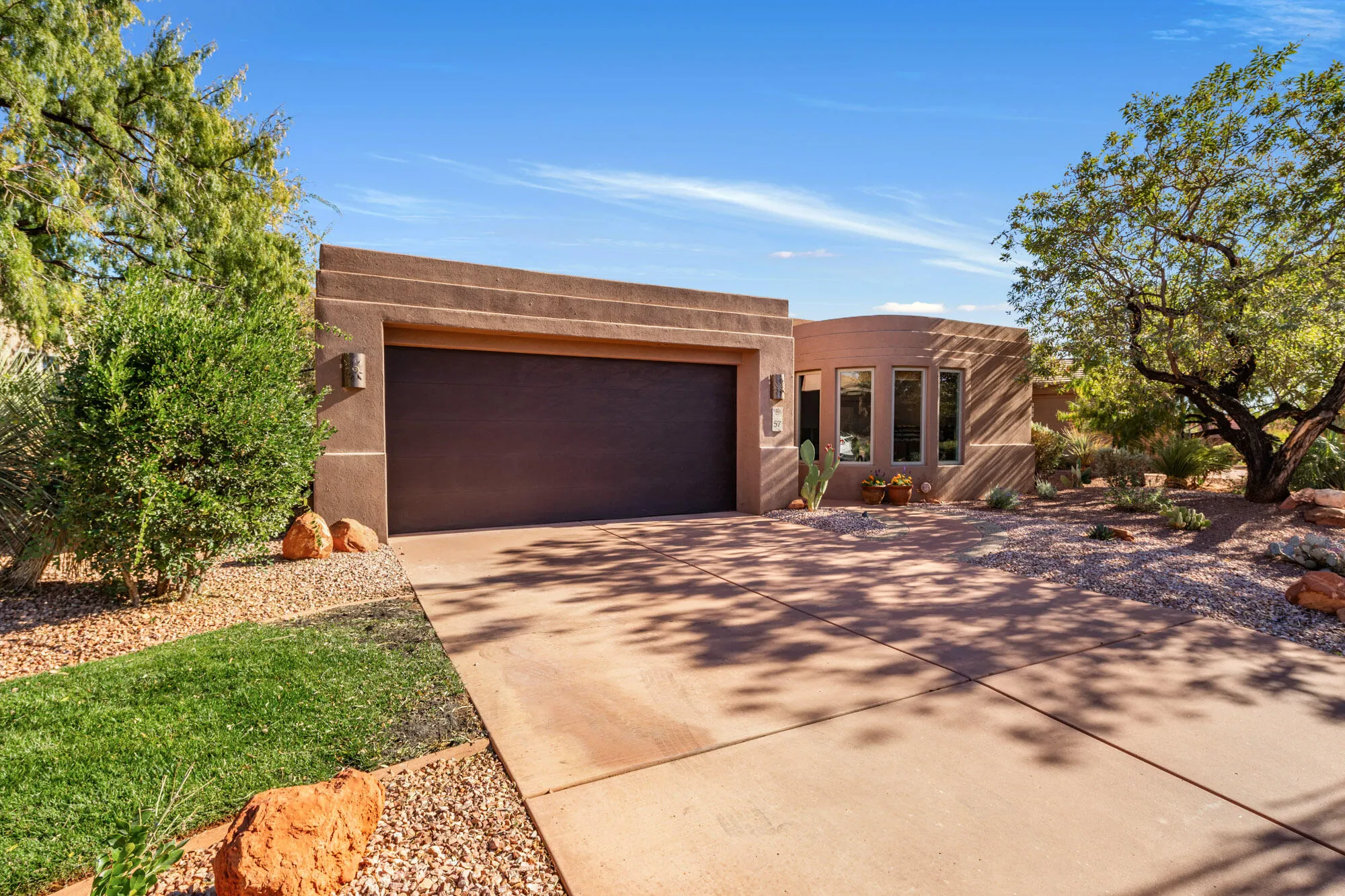 Property Slideshow image 1 of 44 | 2255 n tuweap dr 57, St George, UT, 84770