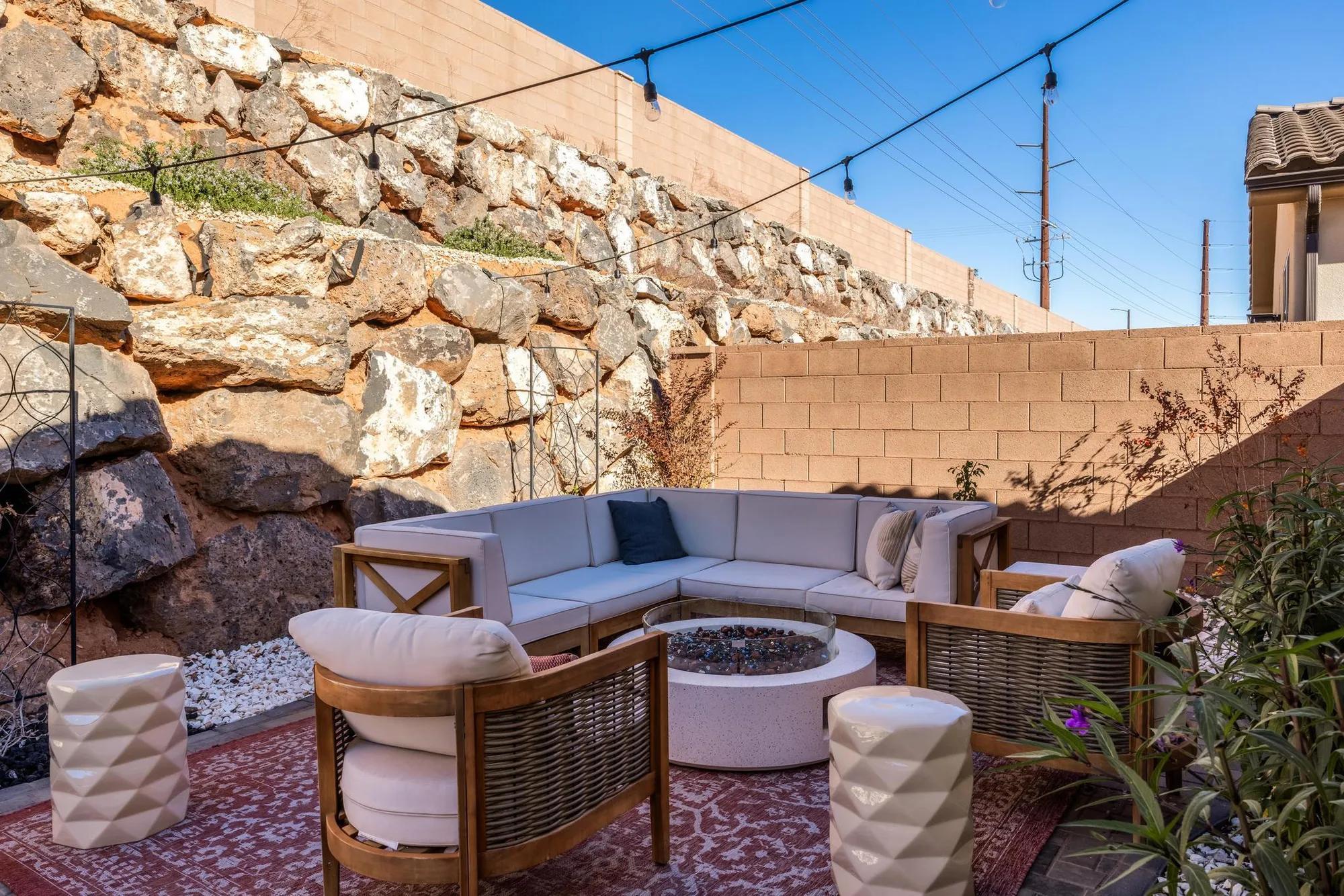 Property Slideshow image 19 of 26 | 108 w camino borde, Washington, UT, 84780