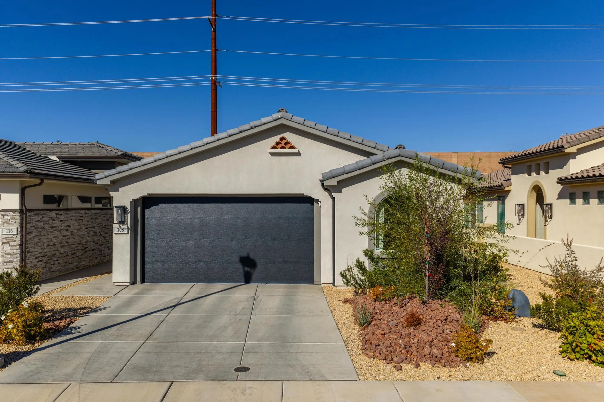 Property Slideshow image 1 of 26 | 108 w camino borde, Washington, UT, 84780