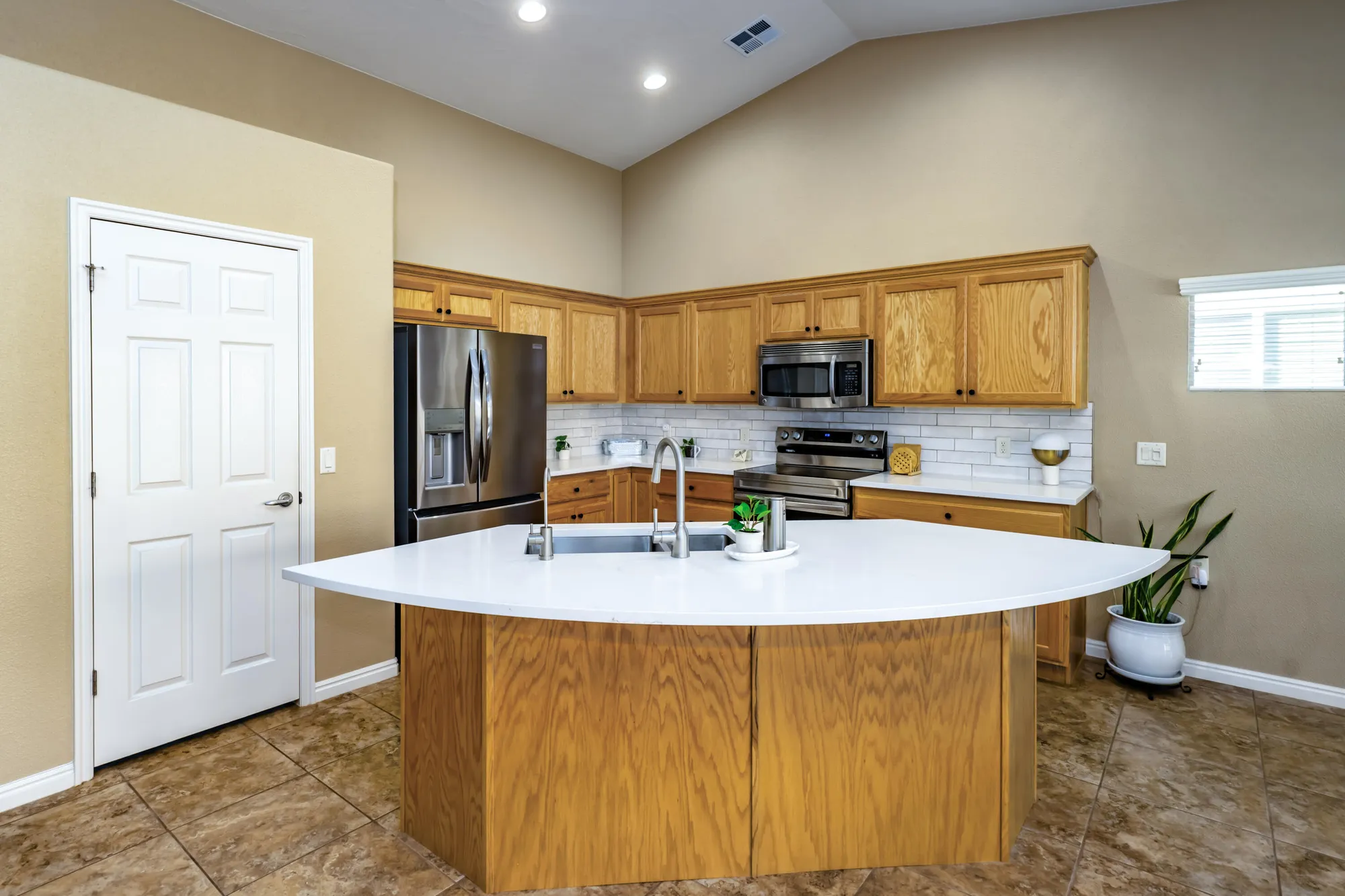 Property Slideshow image 13 of 44 | 1392 harvest heights dr, St George, UT, 84790