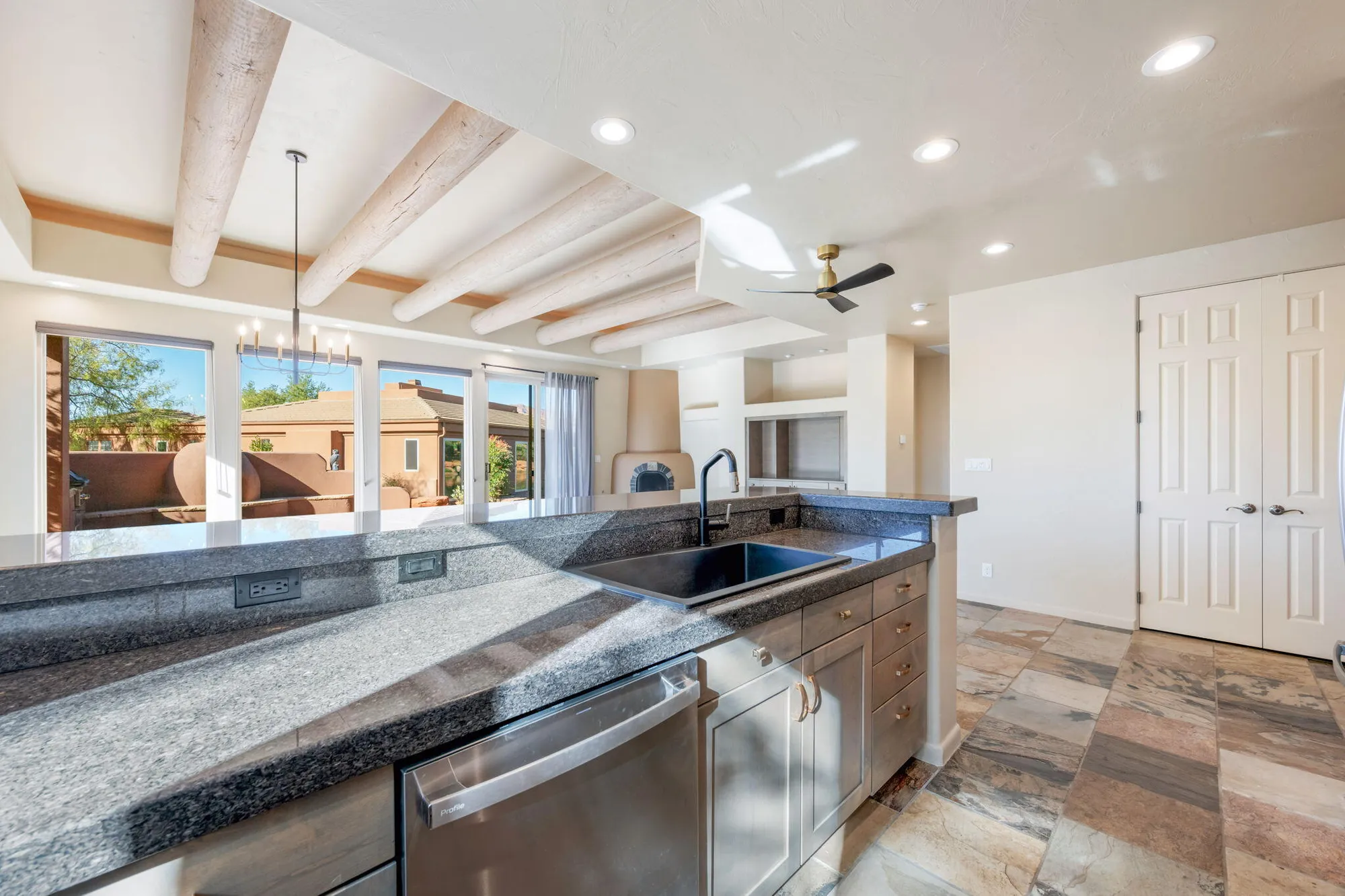 Property Slideshow image 16 of 44 | 2255 n tuweap dr 54, St George, UT, 84770