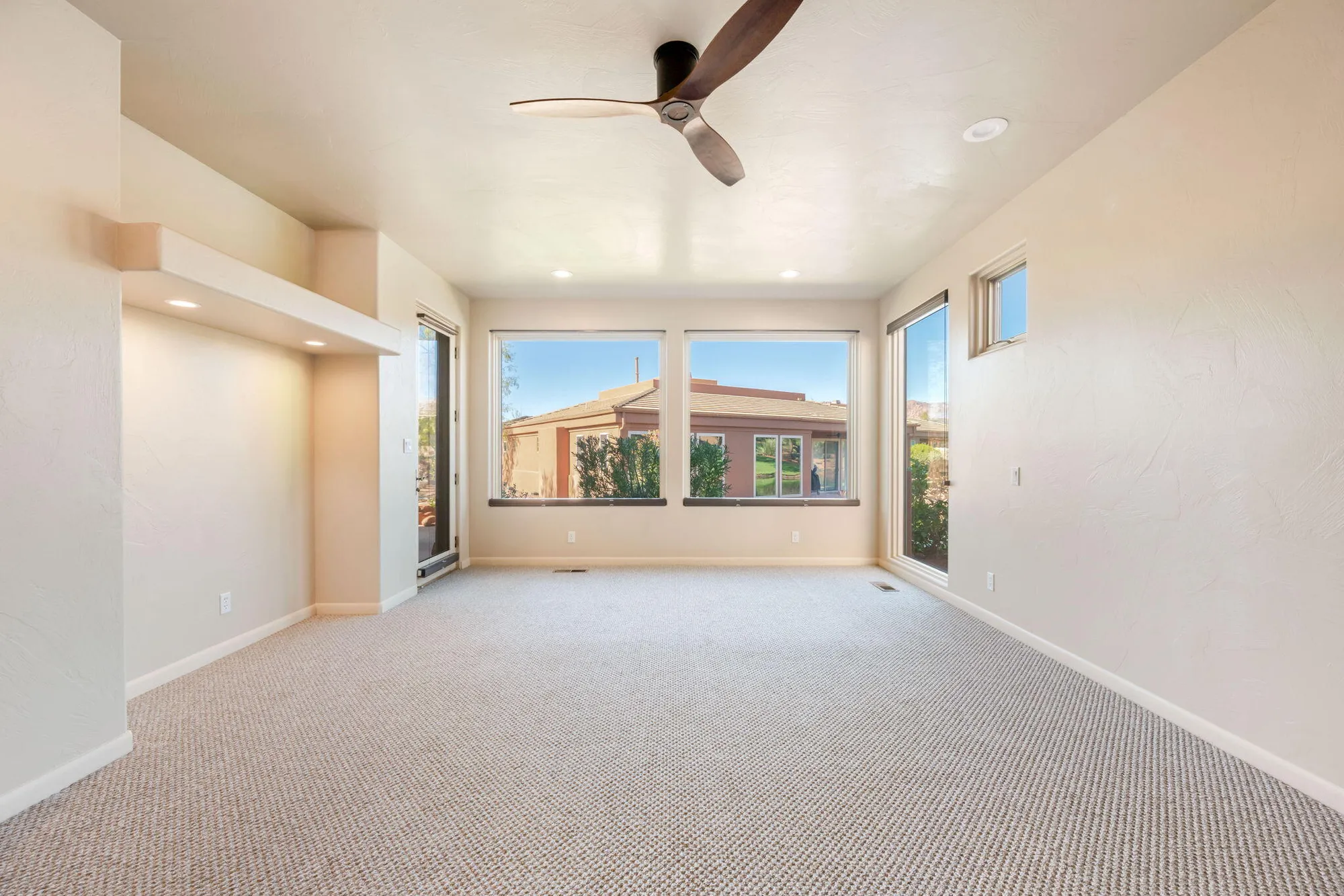 Property Slideshow image 18 of 44 | 2255 n tuweap dr 54, St George, UT, 84770