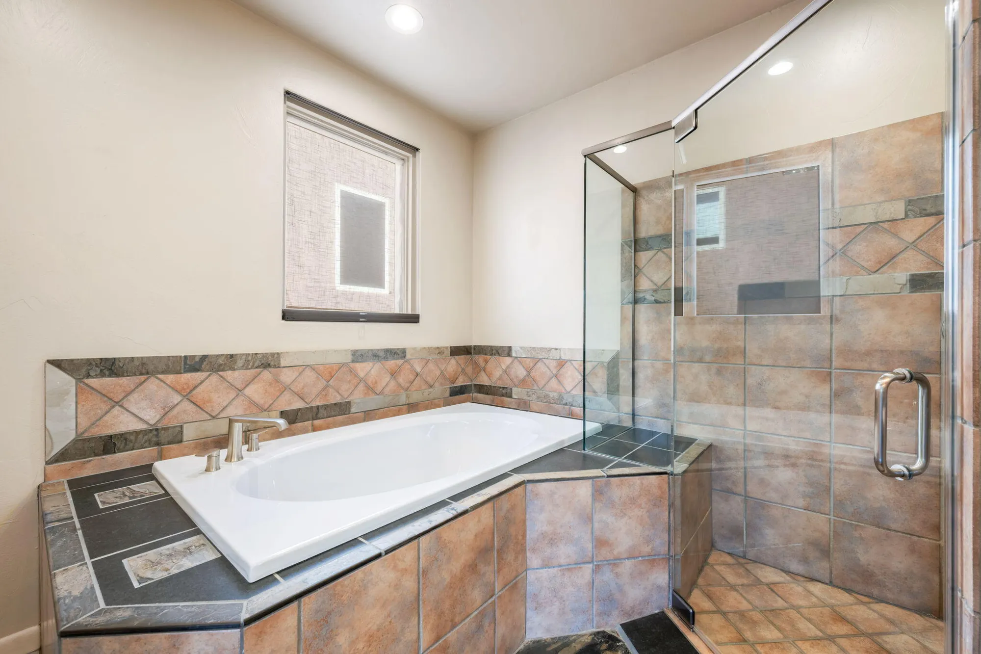 Property Slideshow image 22 of 44 | 2255 n tuweap dr 54, St George, UT, 84770