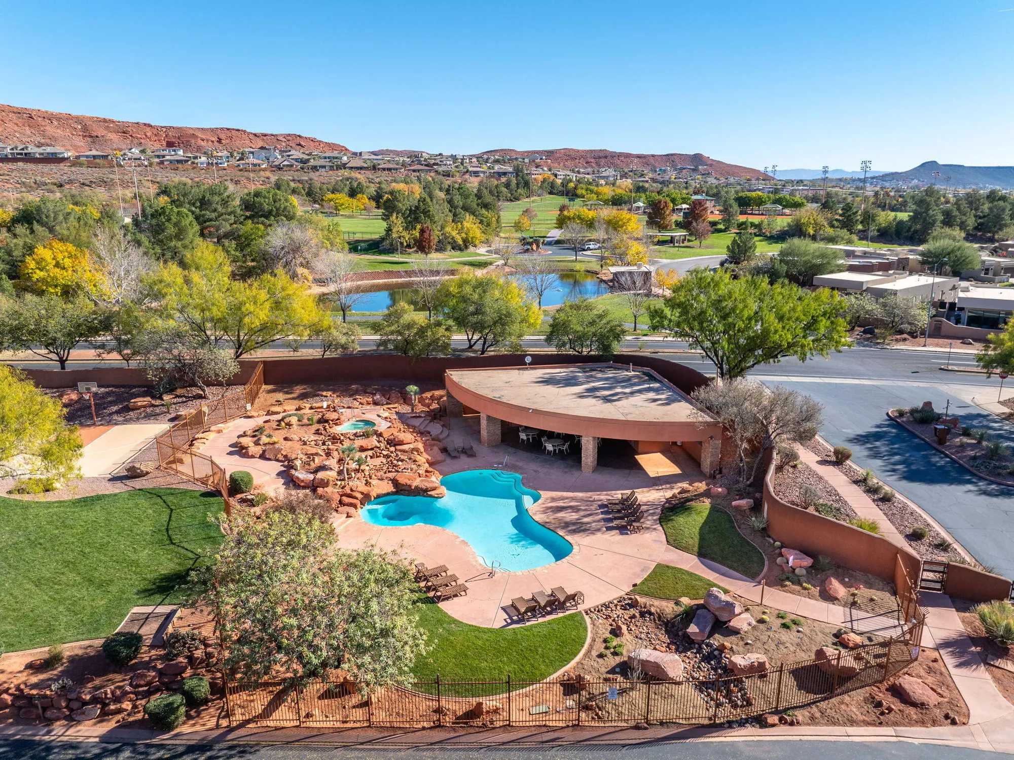 Property Slideshow image 41 of 44 | 2255 n tuweap dr 54, St George, UT, 84770