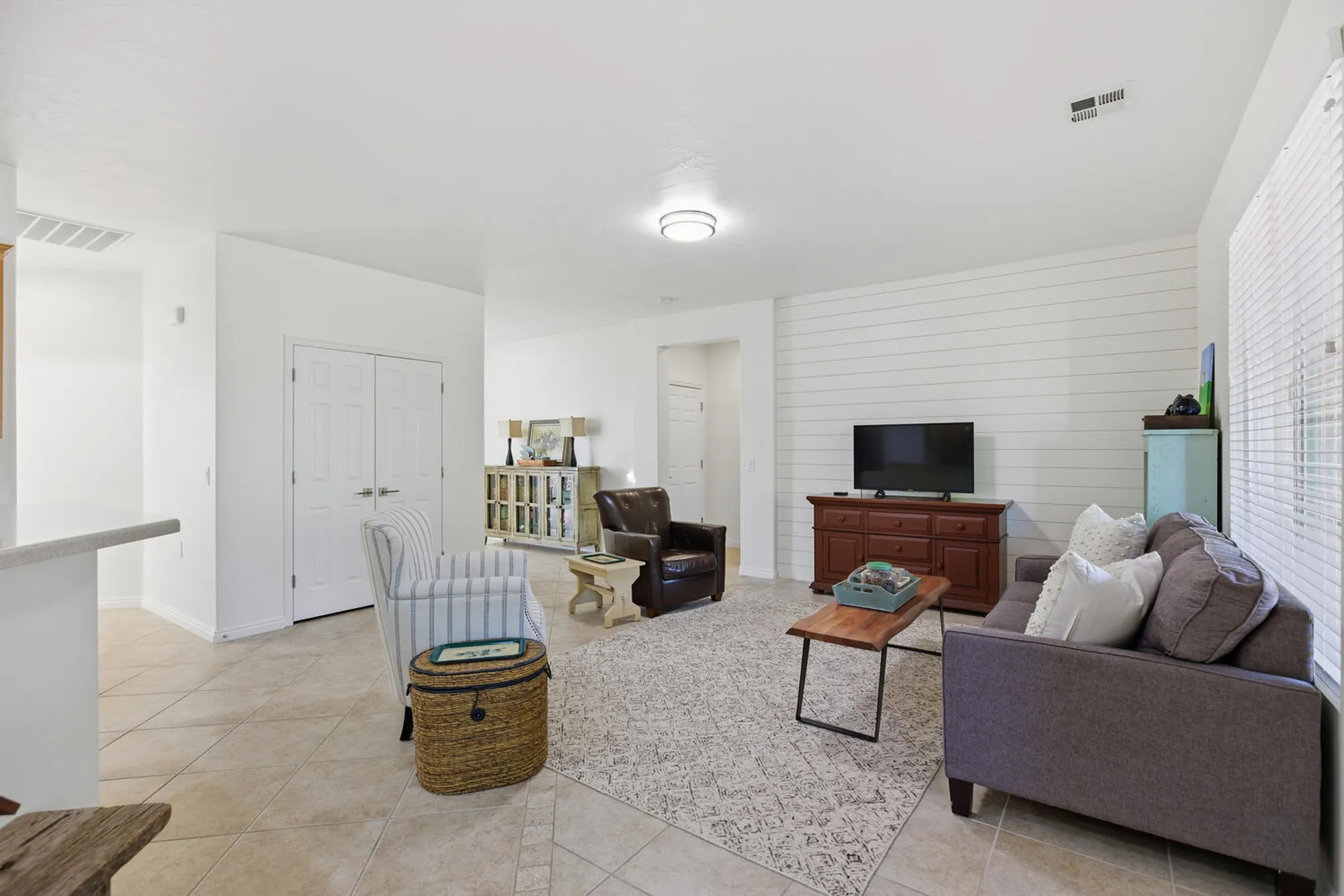 Property Slideshow image 13 of 34 | 4504 s big river dr, St George, UT, 84790