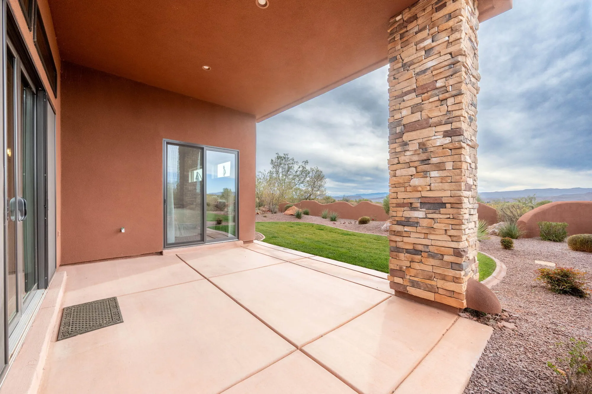 Property Slideshow image 28 of 37 | 2139 w cougar rock cir 147, St George, UT, 84770