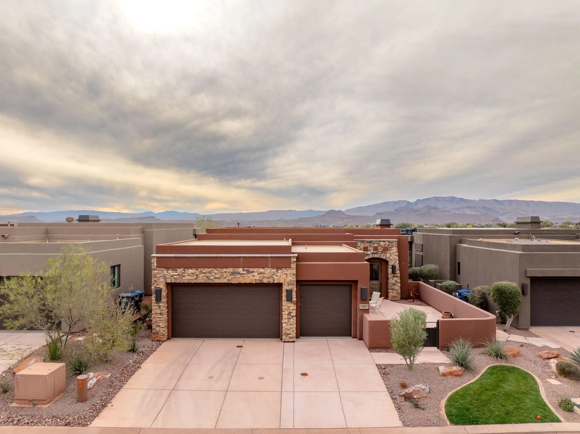 Property Slideshow image 1 of 37 | 2139 w cougar rock cir 147, St George, UT, 84770