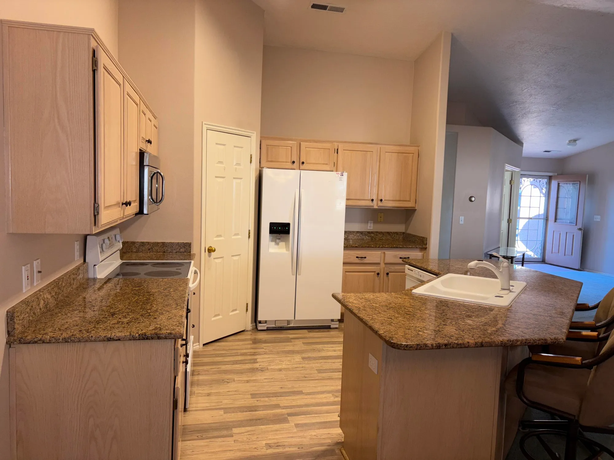 Property Slideshow image 13 of 46 | 210 n mall dr apt 65, St George, UT, 84790