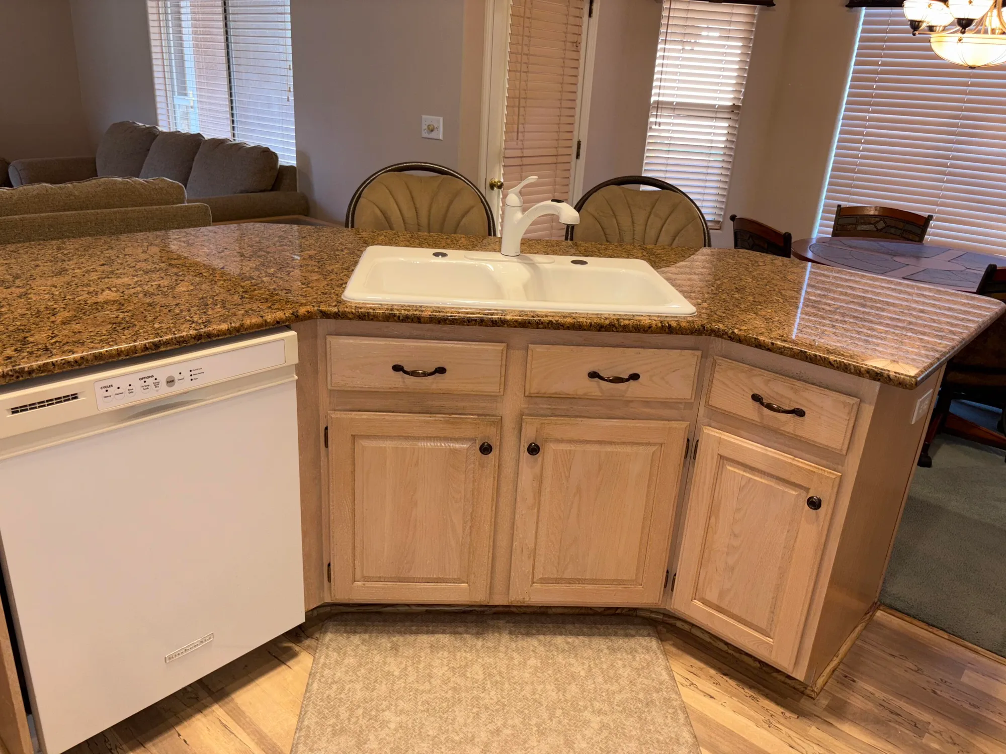 Property Slideshow image 16 of 46 | 210 n mall dr apt 65, St George, UT, 84790