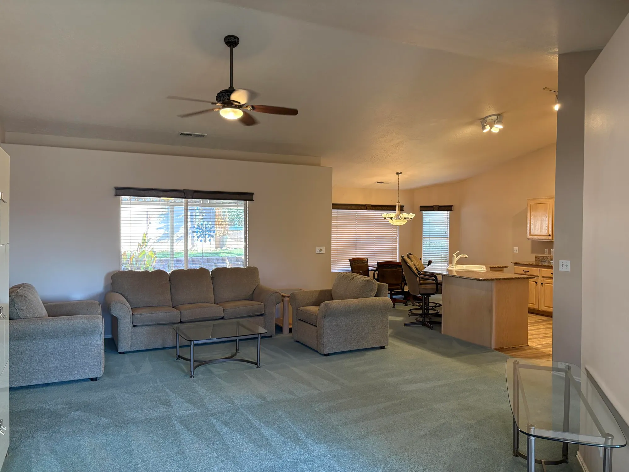 Property Slideshow image 8 of 46 | 210 n mall dr apt 65, St George, UT, 84790