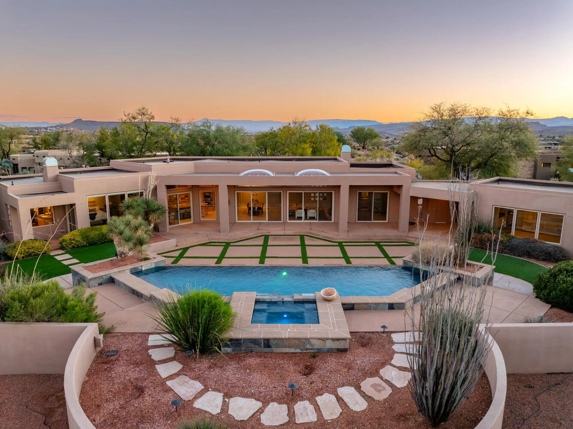 Property Slideshow image 48 of 53 | 2417 w cohonina trl, St George, UT, 84770