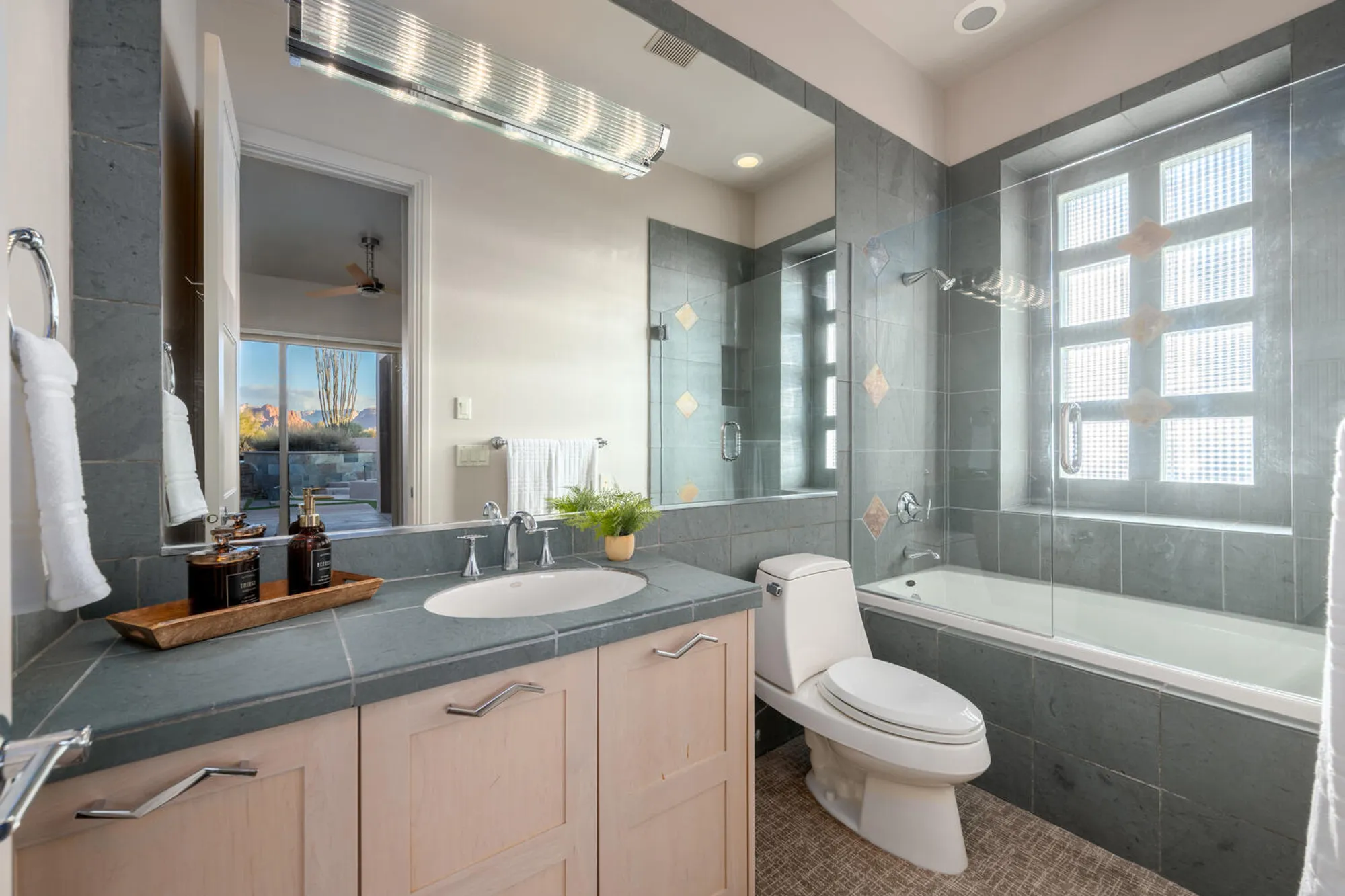 Property Slideshow image 32 of 53 | 2417 w cohonina trl, St George, UT, 84770