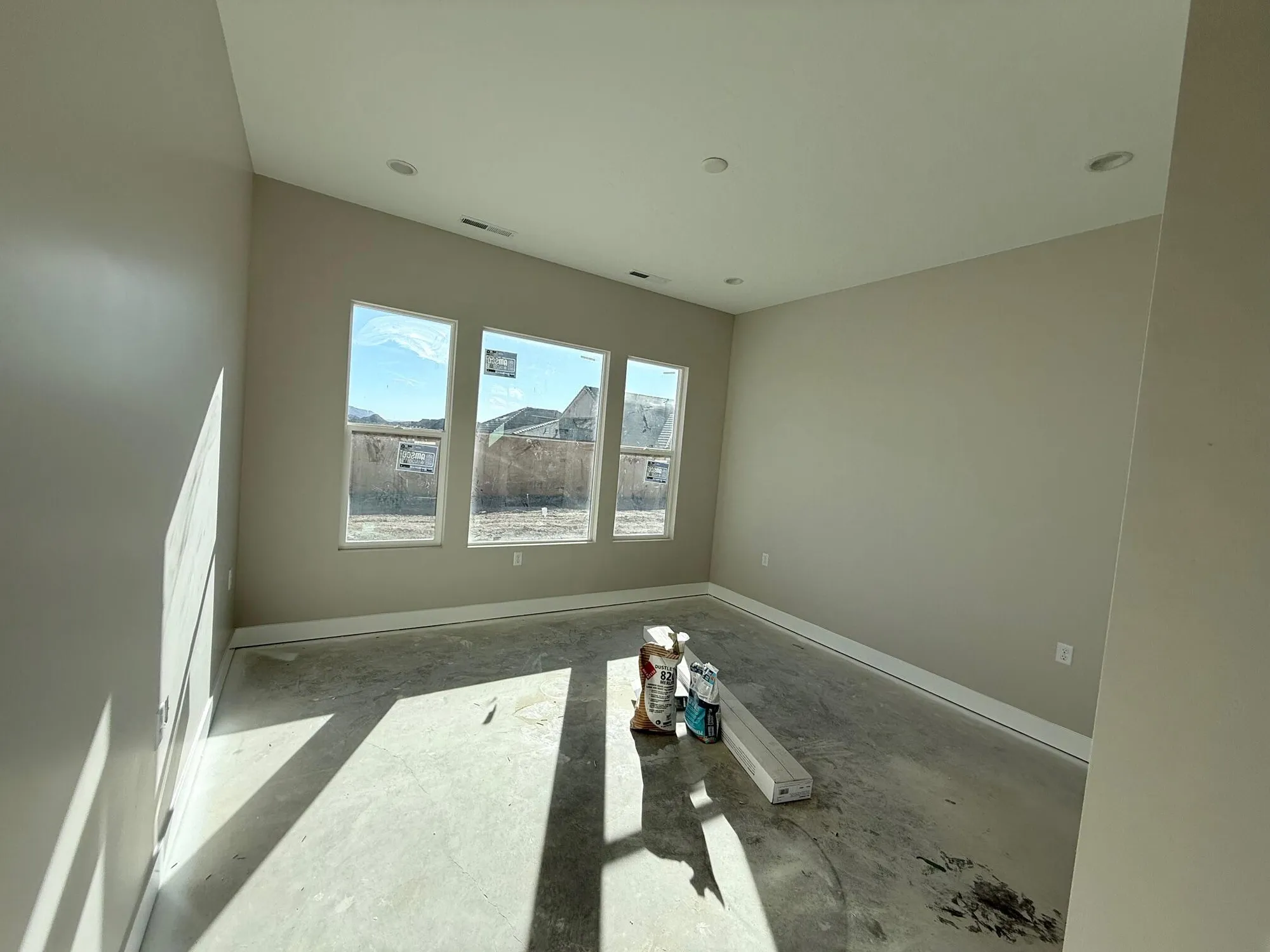 Property Slideshow image 10 of 25 | 953 w davis ave, Toquerville, UT, 84774