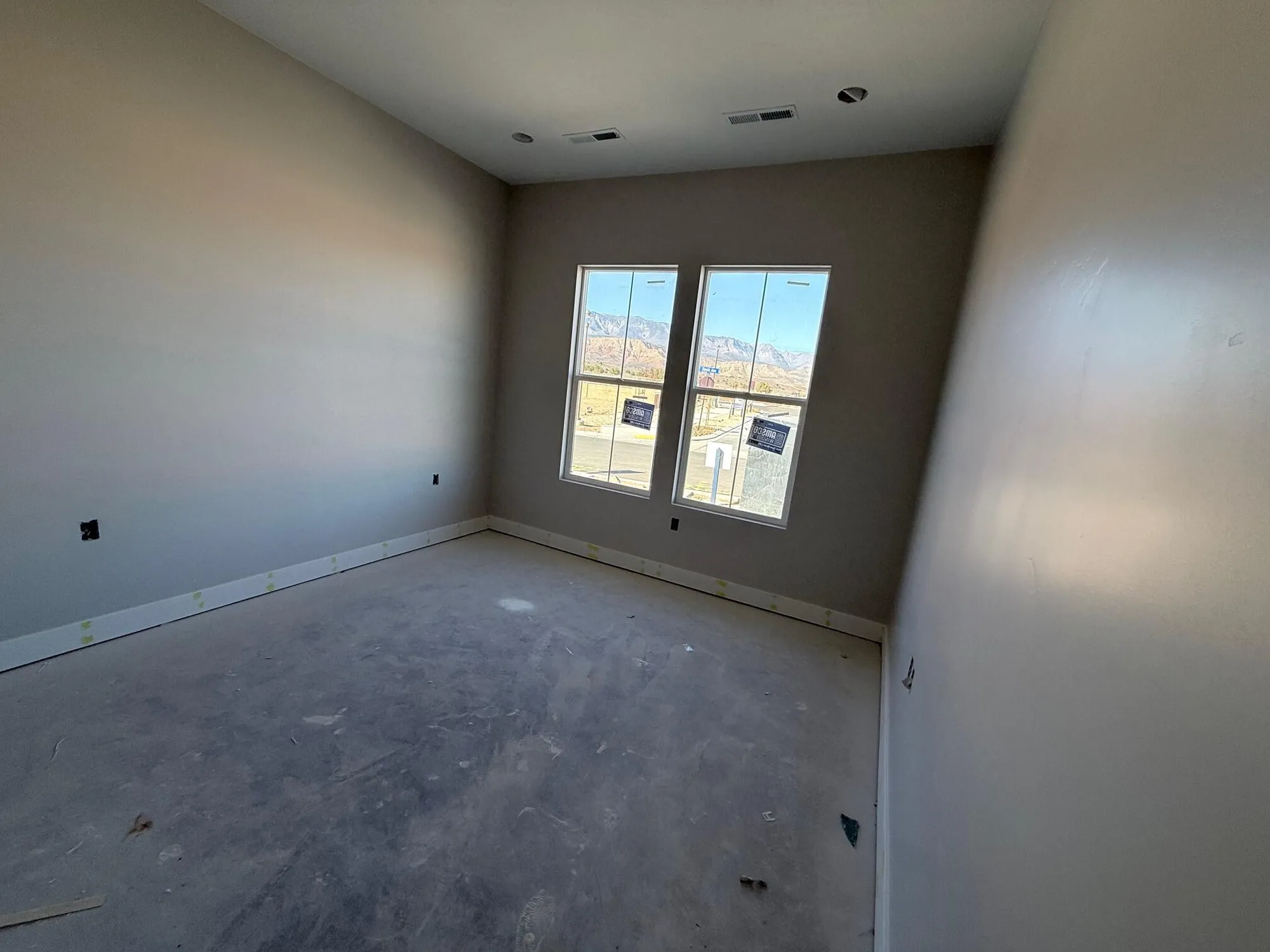 Property Slideshow image 12 of 23 | 963 w davis ave, Toquerville, UT, 84774