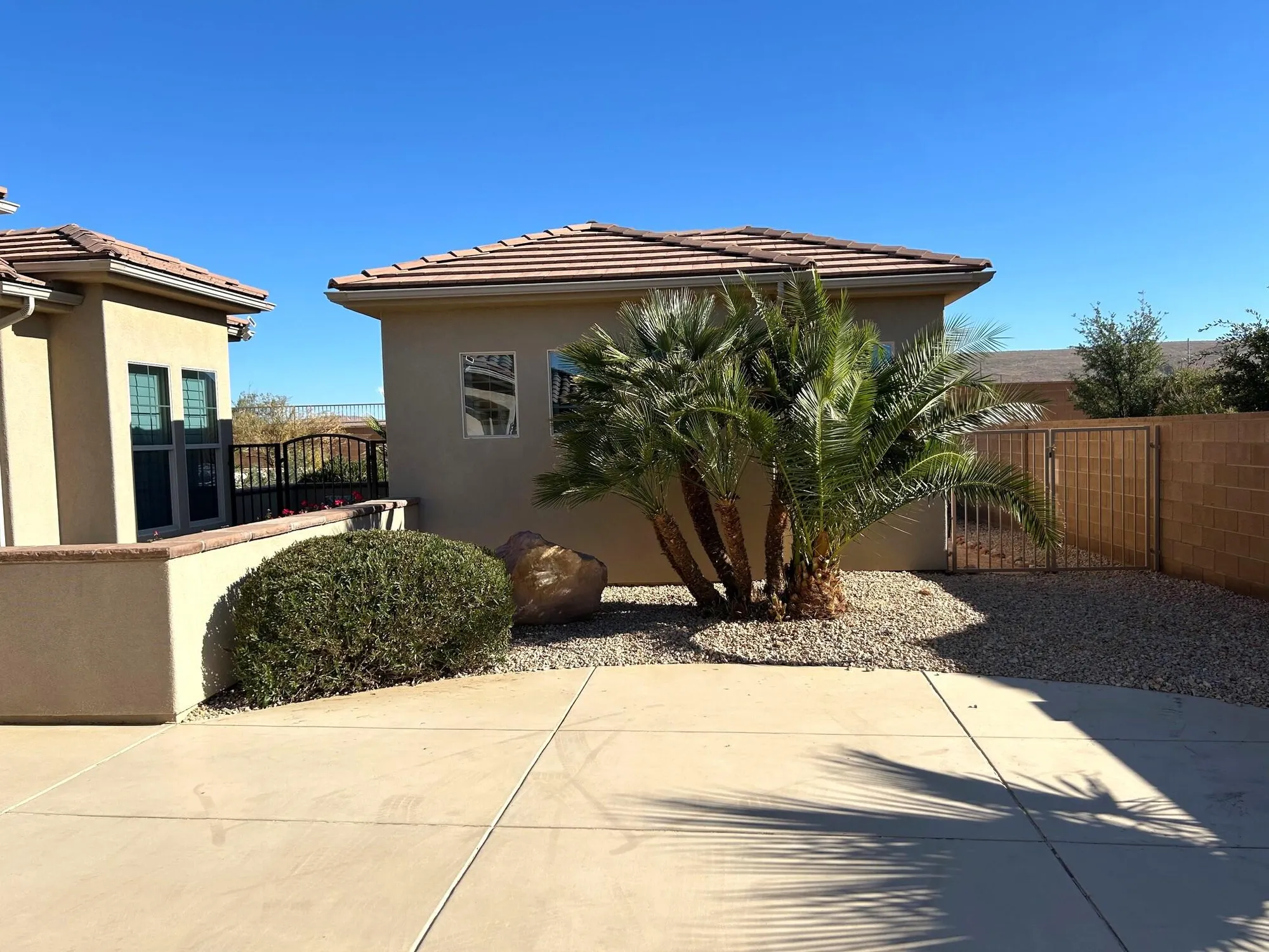 Property Slideshow image 14 of 21 | 1348 w wild sage dr, St George, UT, 84790