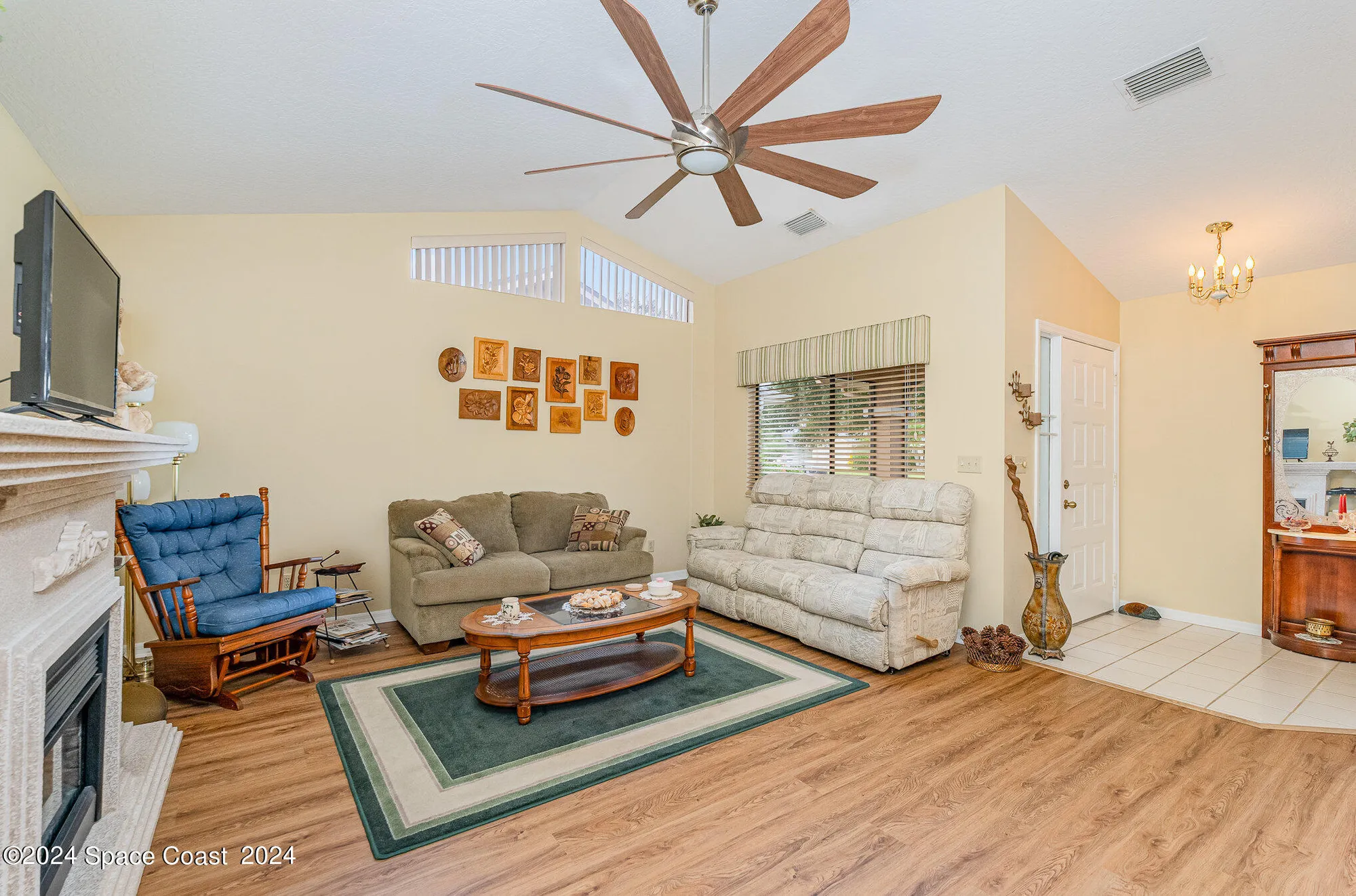 Property Slideshow image 4 of 32 | 1531 independence ave, Melbourne, FL, 32940