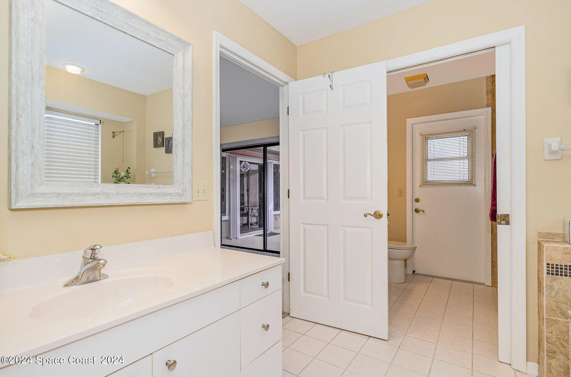 Property Slideshow image 14 of 32 | 1531 independence ave, Melbourne, FL, 32940