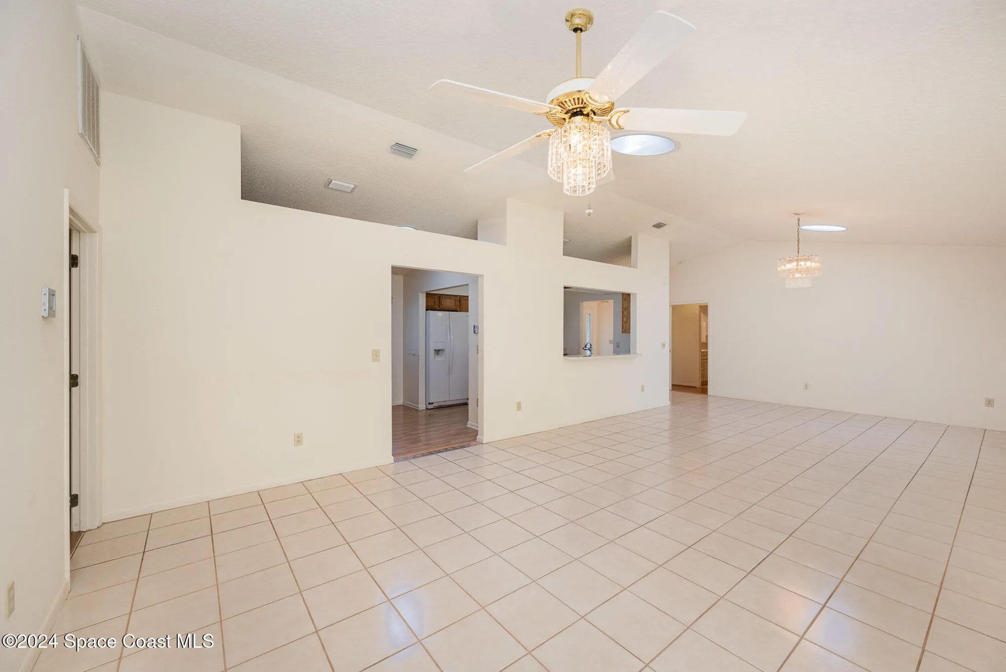 Property Slideshow image 9 of 40 | 1527 frontier dr, Melbourne, FL, 32940