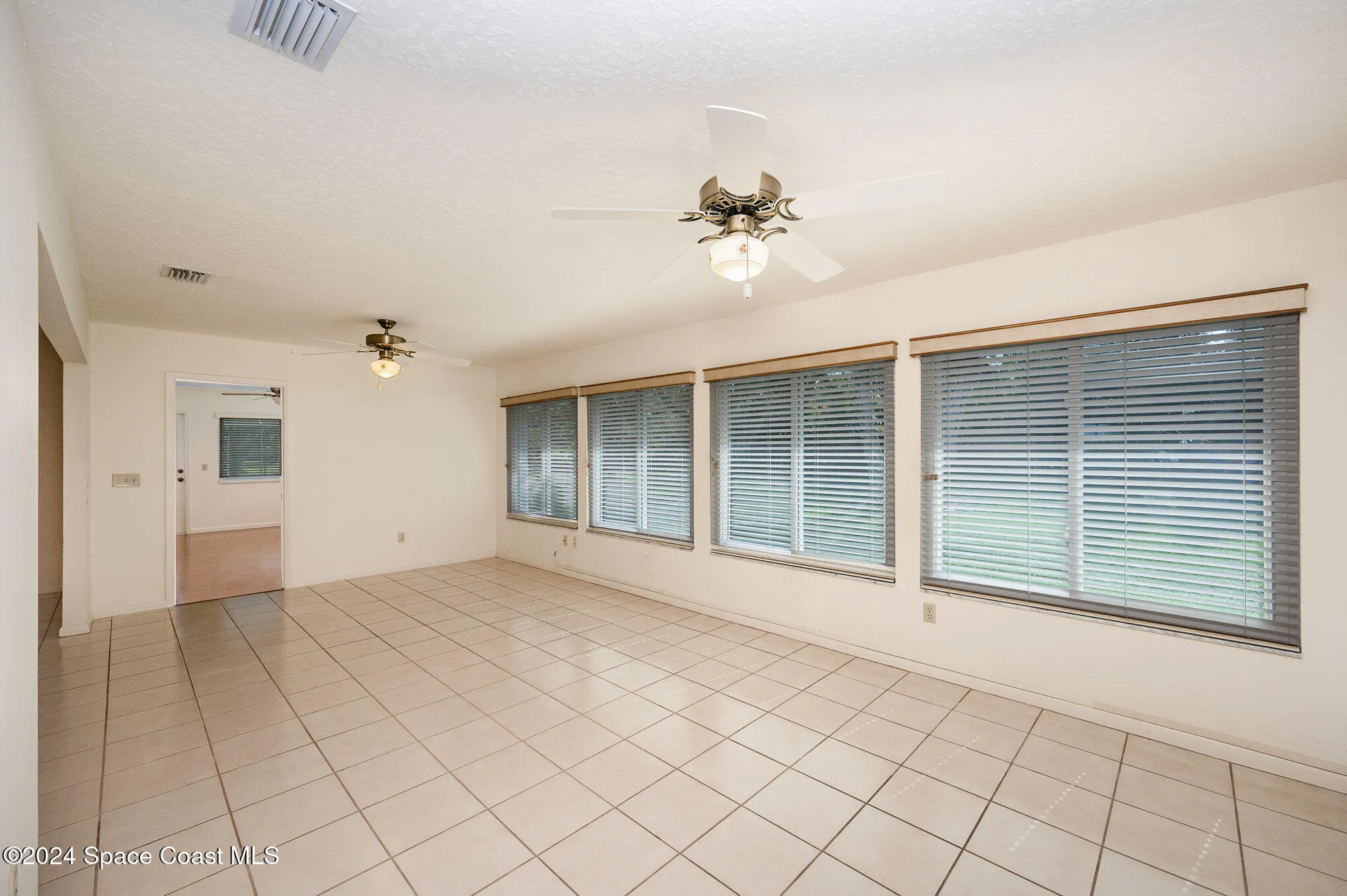 Property Slideshow image 14 of 40 | 1527 frontier dr, Melbourne, FL, 32940