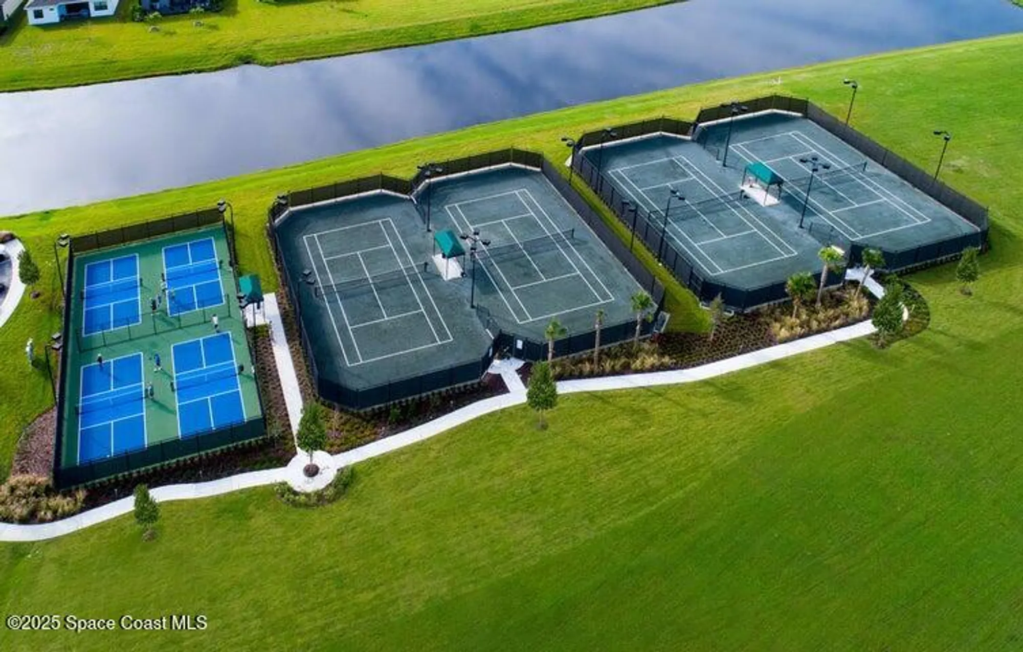 Property Slideshow image 38 of 48 | 2820 treasure cay ln, Melbourne, FL, 32940