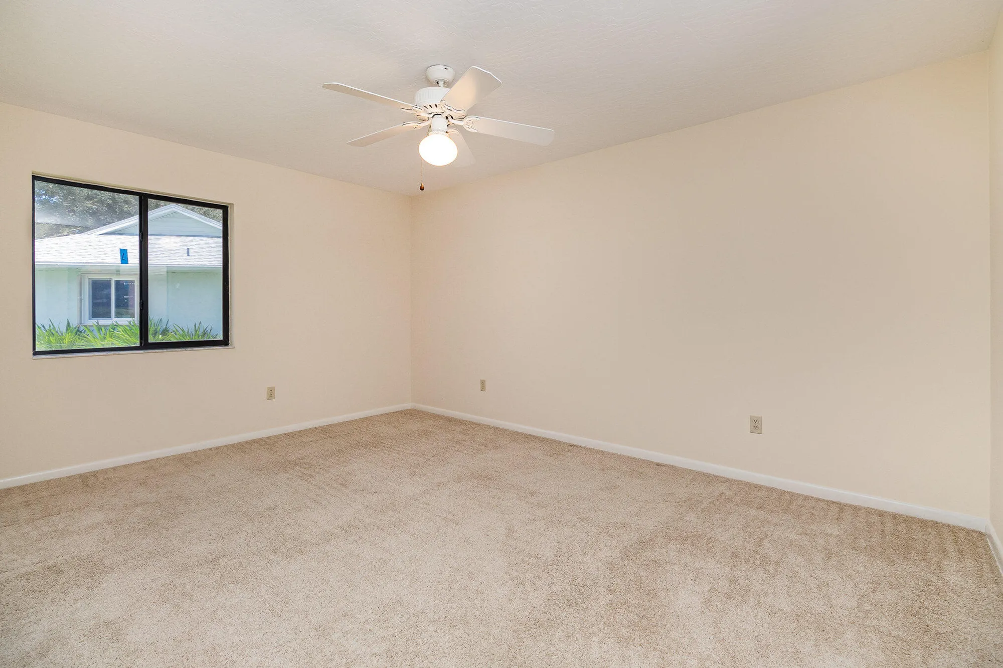 Property Slideshow image 25 of 55 | 1360 democracy ave, Melbourne, FL, 32940