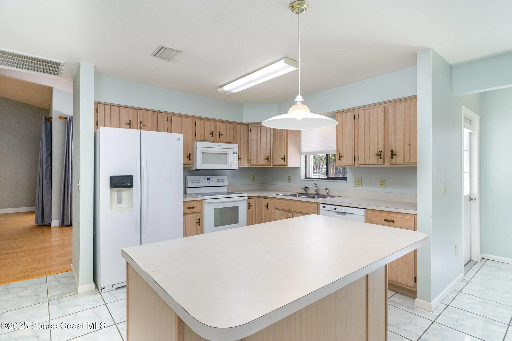 Property Slideshow image 16 of 41 | 1300 mayflower ave, Melbourne, FL, 32940