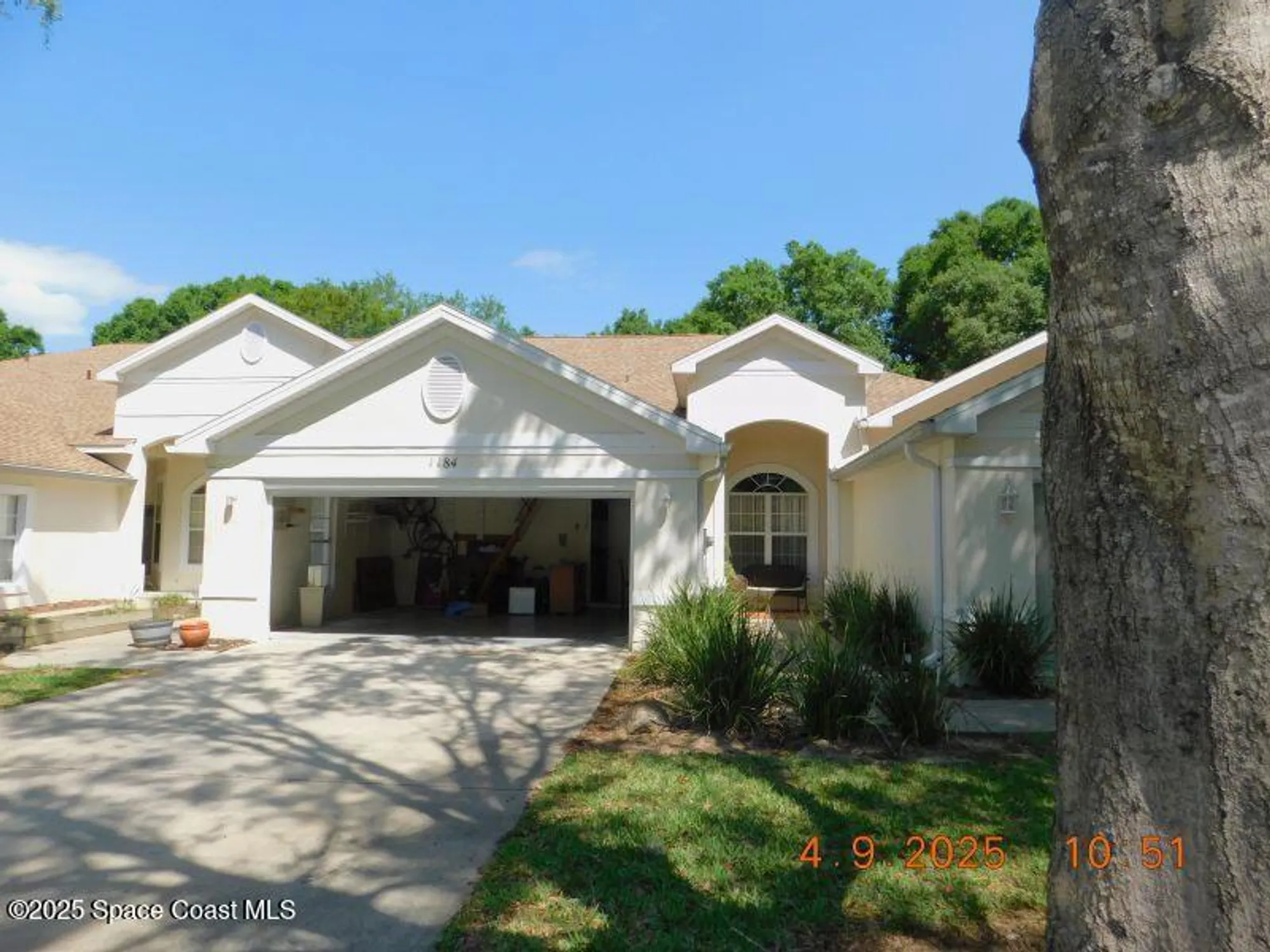 Property Slideshow image 2 of 25 | 1184 athlone way, Ormond Beach, FL, 32174