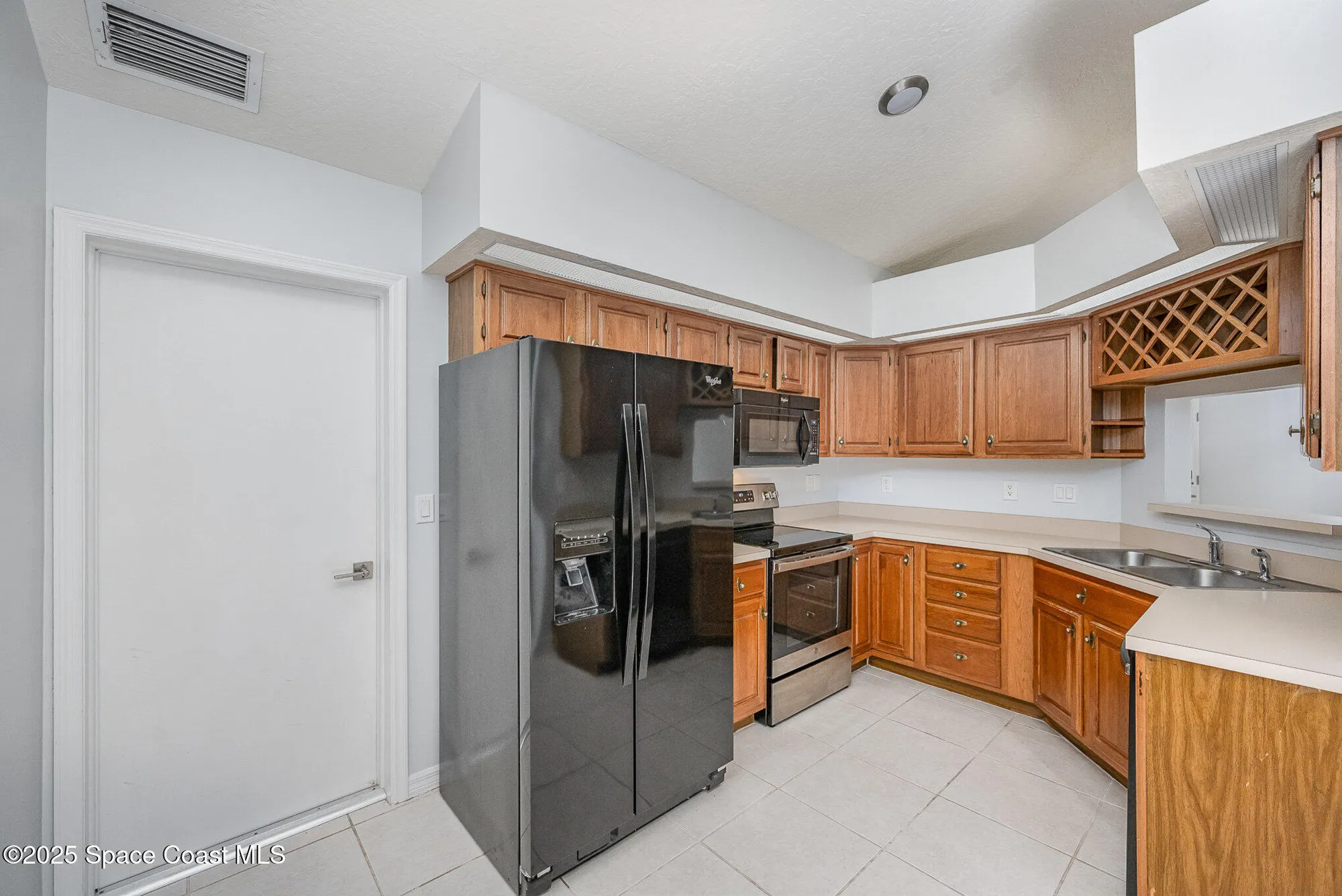Property Slideshow image 12 of 40 | 1551 independence ave, Melbourne, FL, 32940