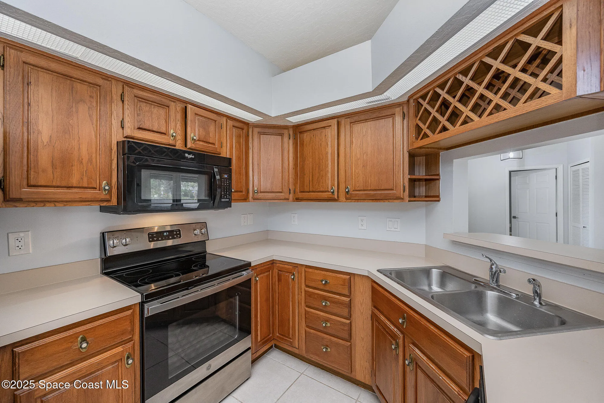 Property Slideshow image 13 of 40 | 1551 independence ave, Melbourne, FL, 32940