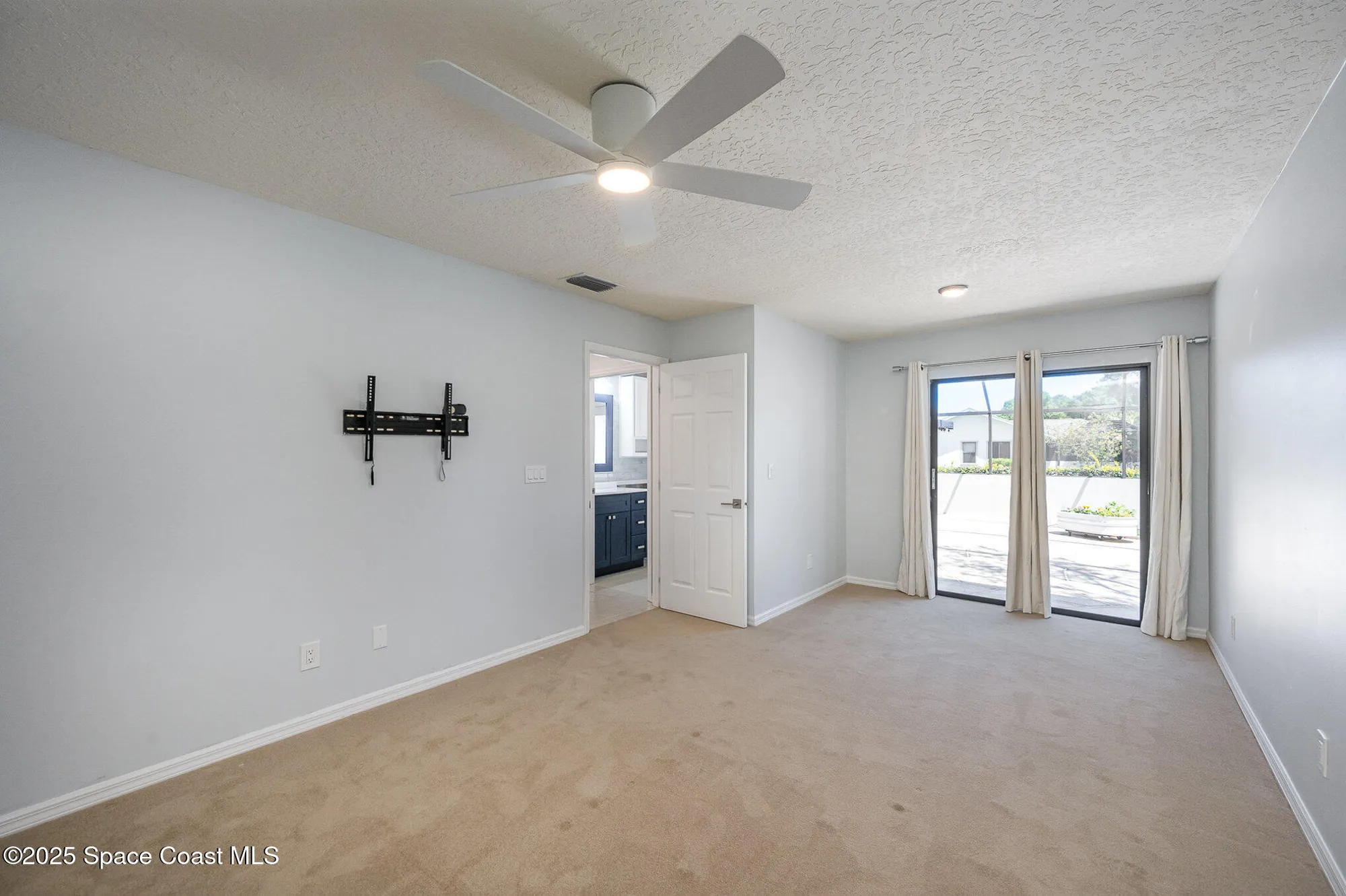 Property Slideshow image 16 of 40 | 1551 independence ave, Melbourne, FL, 32940