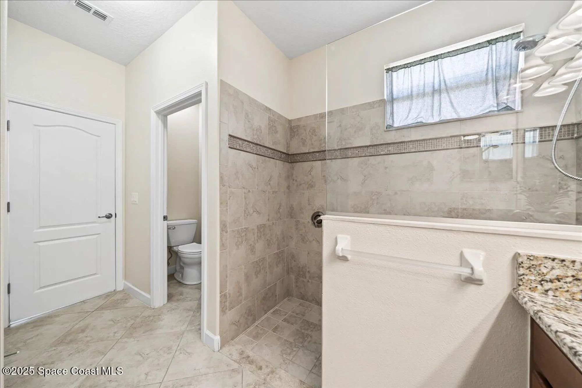 Property Slideshow image 12 of 38 | 3624 sansome cir, Melbourne, FL, 32940